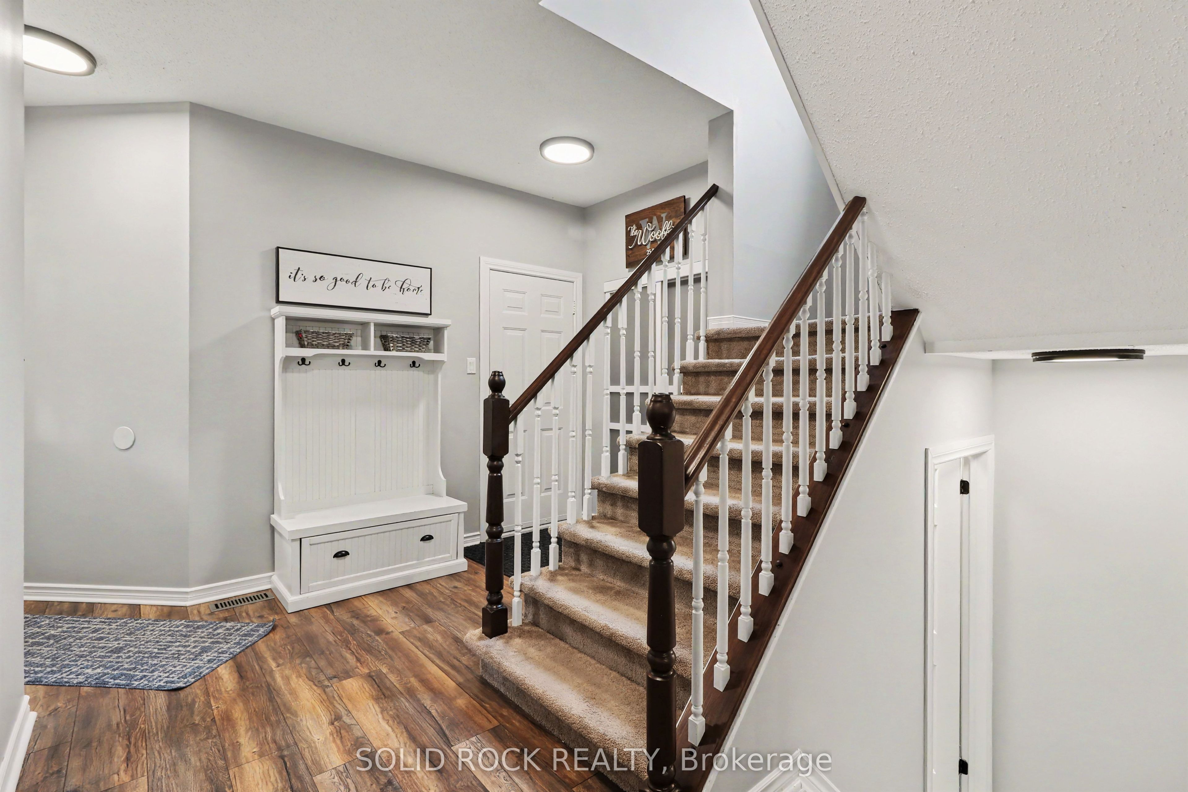 939 Como Crescent, Orleans - Cumberland and Area, ON K4A 3Z7 photo 5