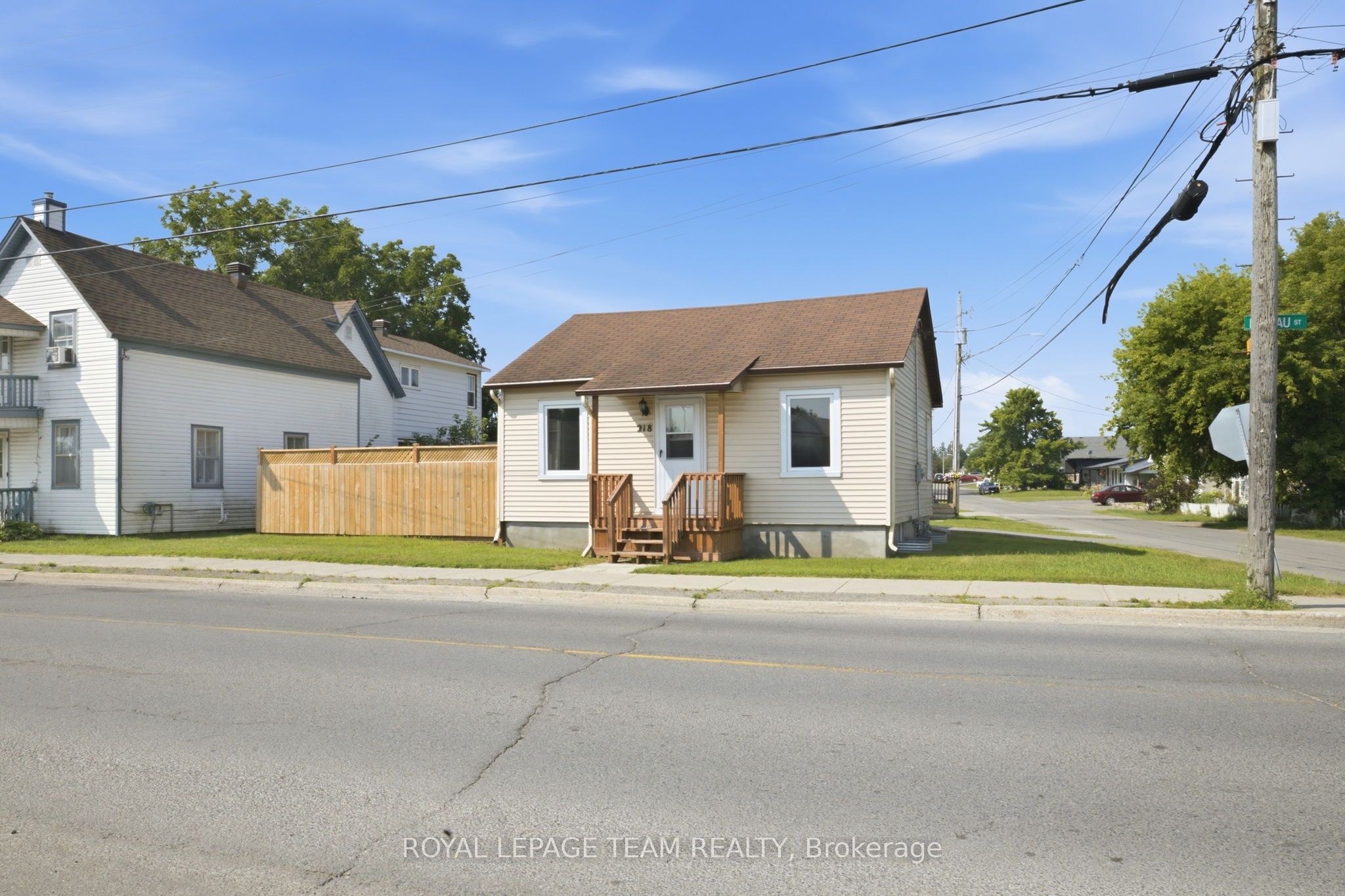 218 Rideau Street, North Grenville, ON K0G 1J0