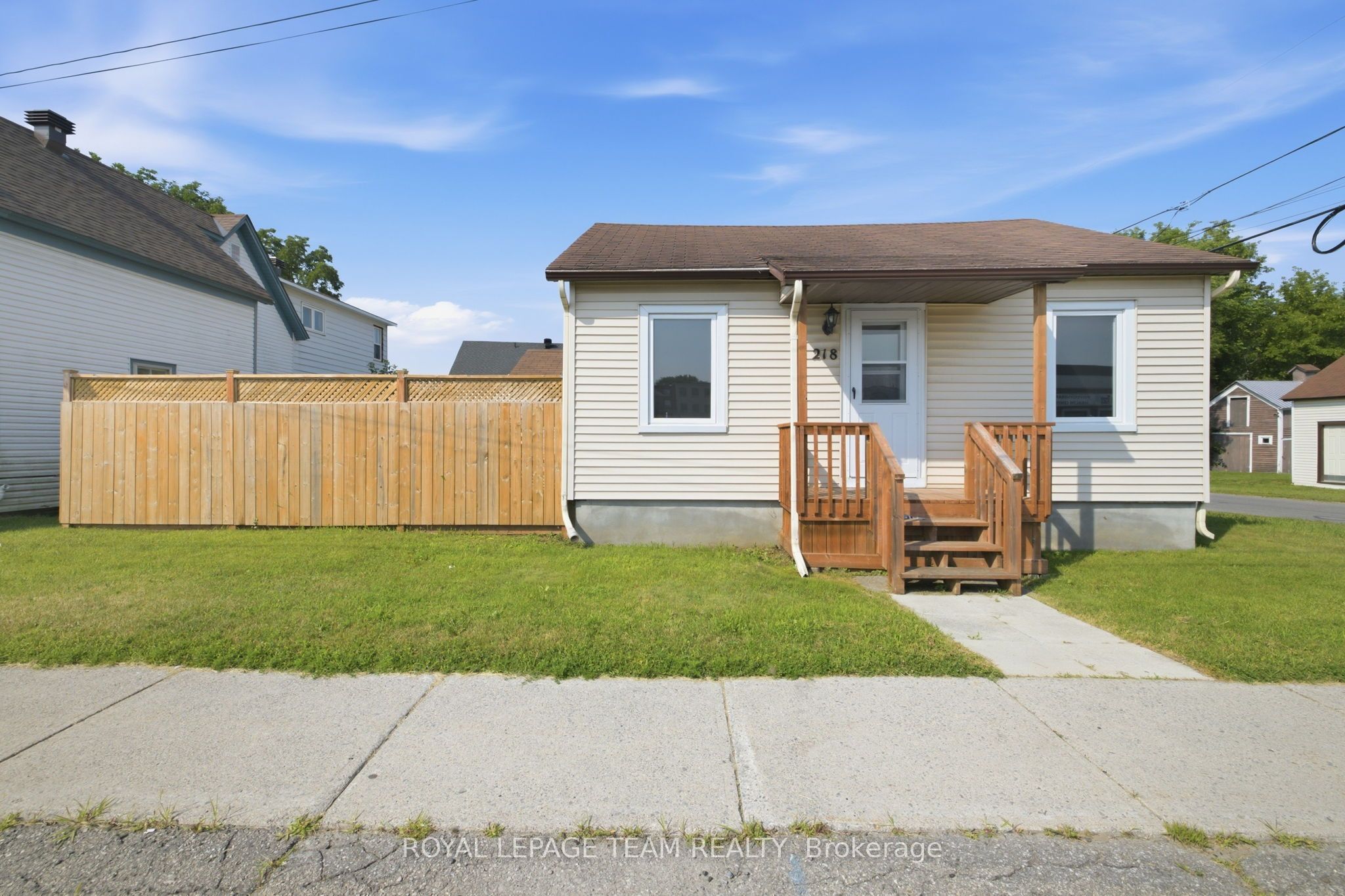 218 Rideau Street, North Grenville, ON K0G 1J0 photo 3