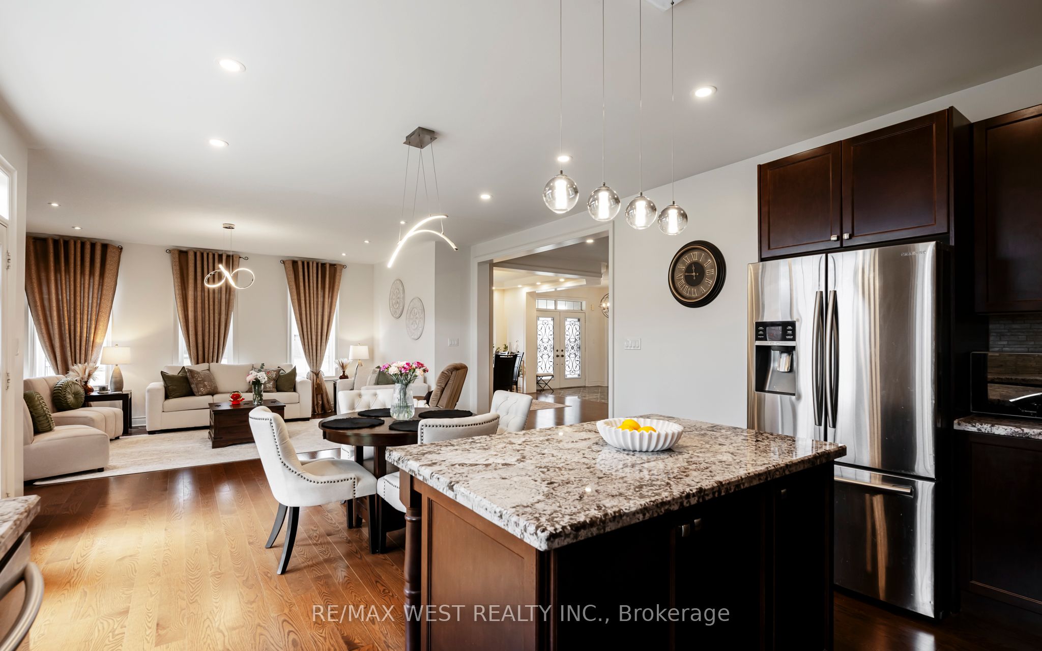 10 Stonegate Avenue, Mono, ON L9W 5K6 photo 3