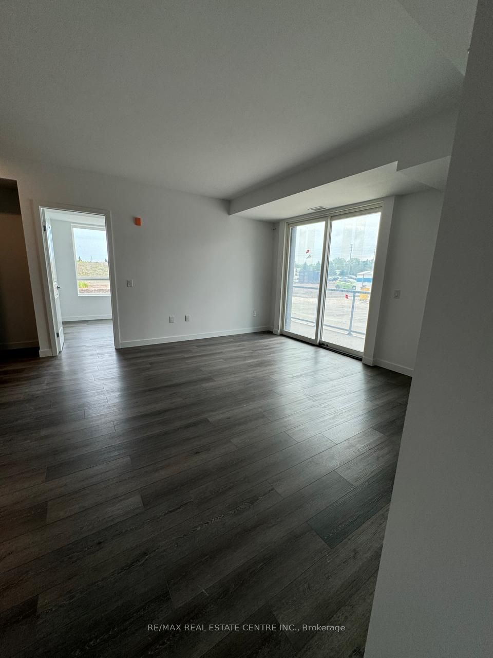 7549 Kalar Road 110, Niagara Falls, ON L2H 2Y6 photo 3