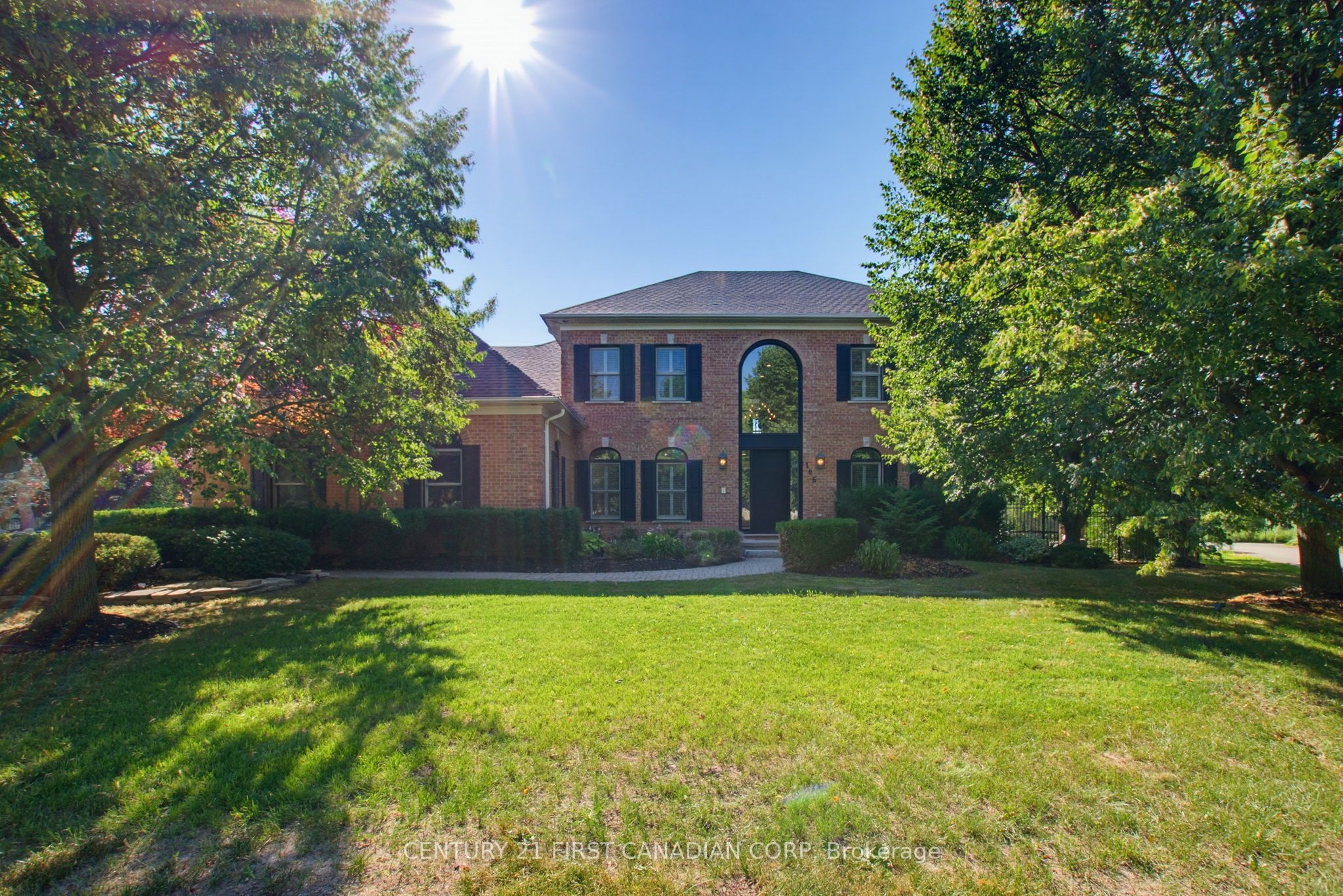 106 Fitzwilliam Boulevard, London North, ON N6H 5H4 photo 2