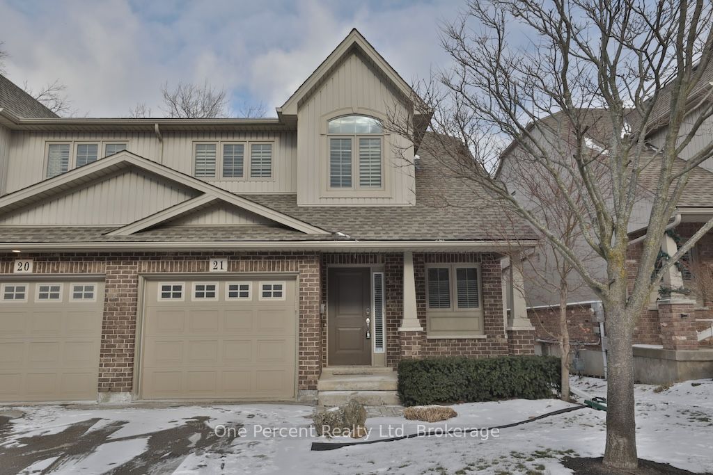 7 Gibson Place 21, St. Catharines, ON L2R 0A3