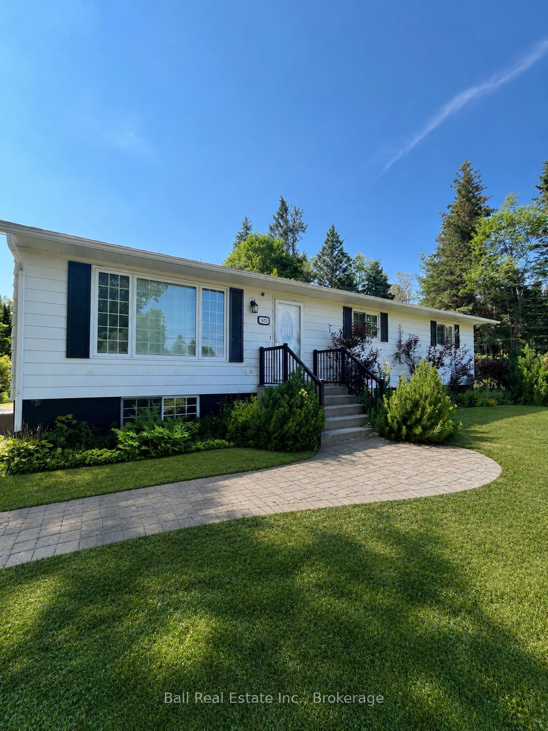 5472 Loop Road, Highlands East, ON K0L 2A0 photo 2