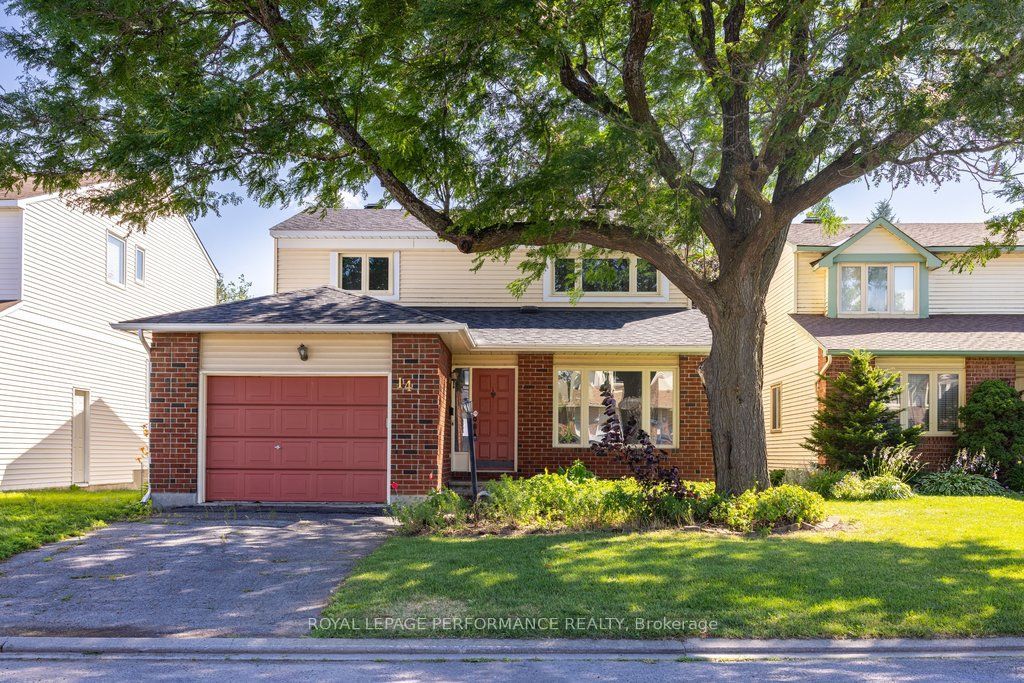 14 Birkett Street, Barrhaven, ON K2J 2V1
