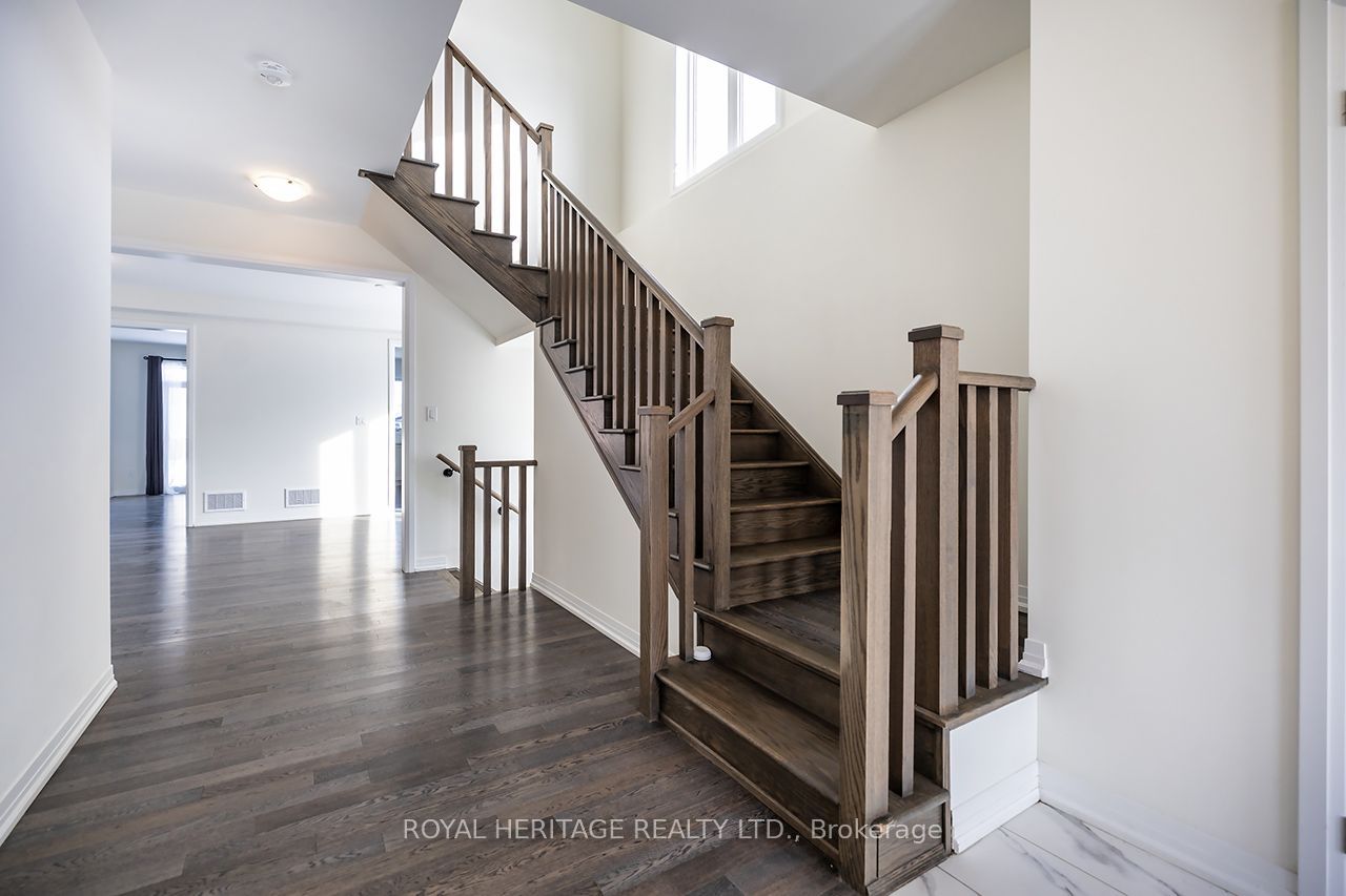 289 Flavelle Way, Peterborough, ON K9J 0G3 photo 5