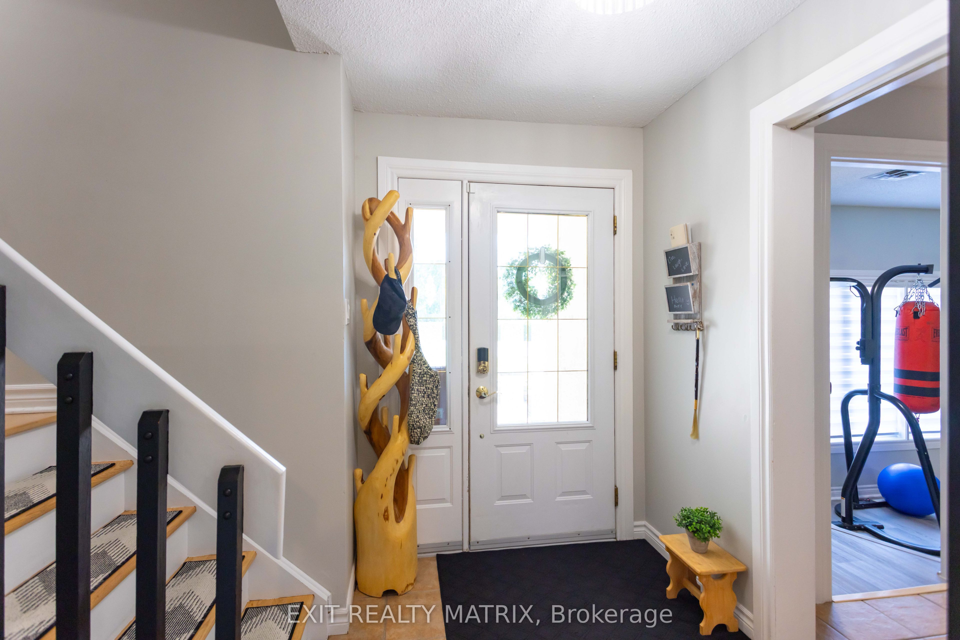 8399 Rowan Drive, Greely - Metcalfe - Osgoode - Vernon and Area, ON K0A 2P0 photo 3