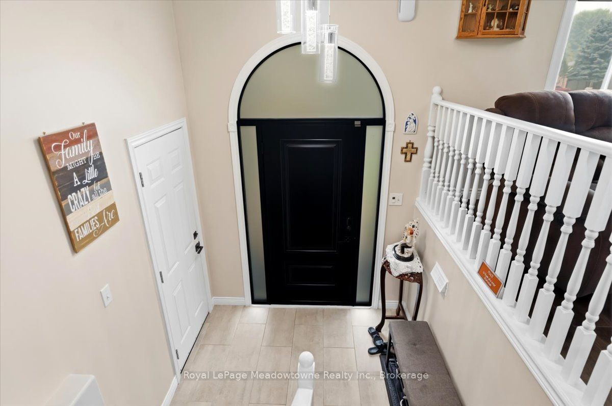 15 Sharpe Street, Brant, ON N3L 4C6 photo 4