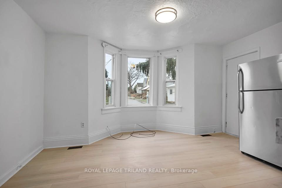 21 Jessie Street 2, St. Thomas, ON N5P 1P7 photo 2