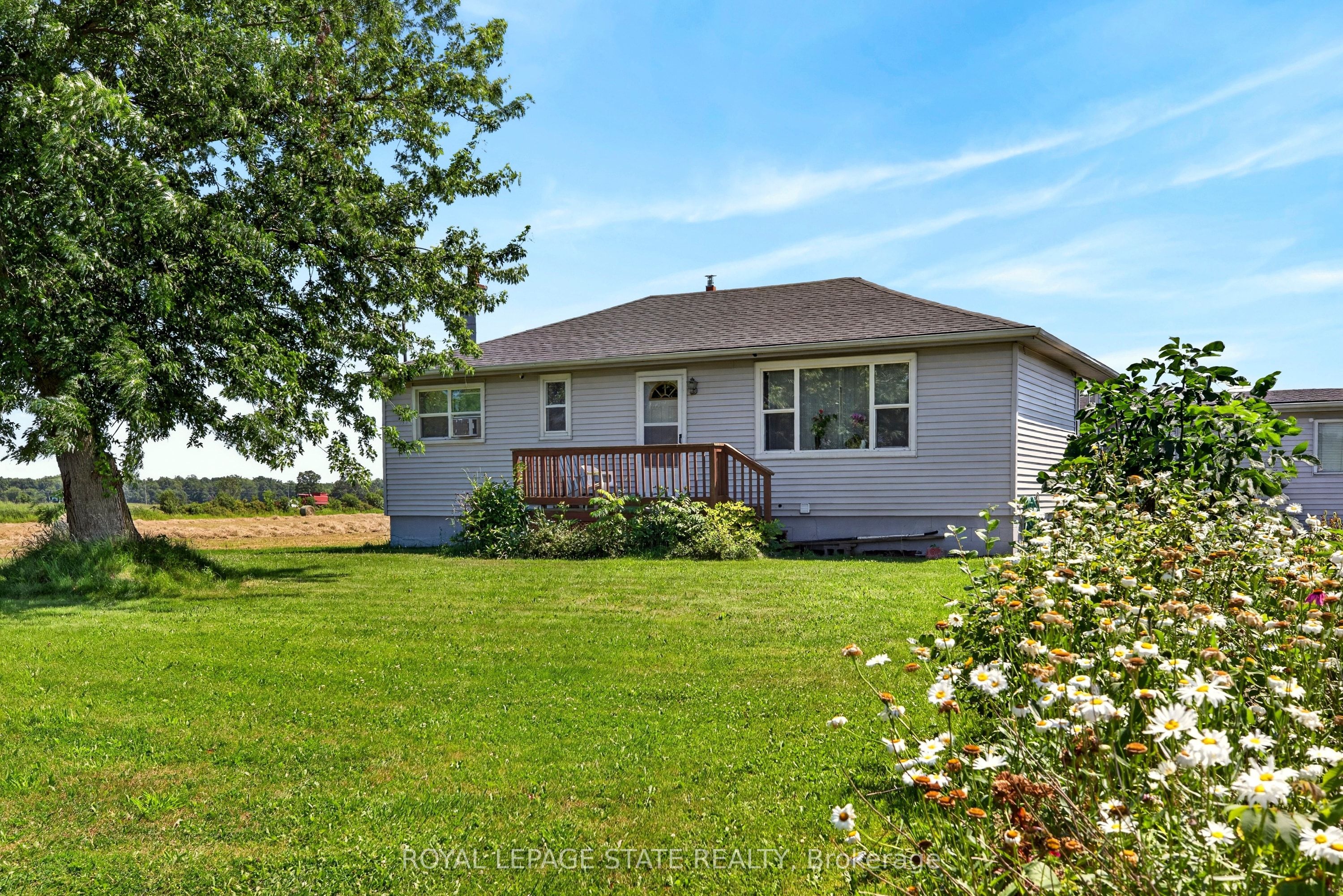 958 Highland Road E, Hamilton, ON L8J 3G9