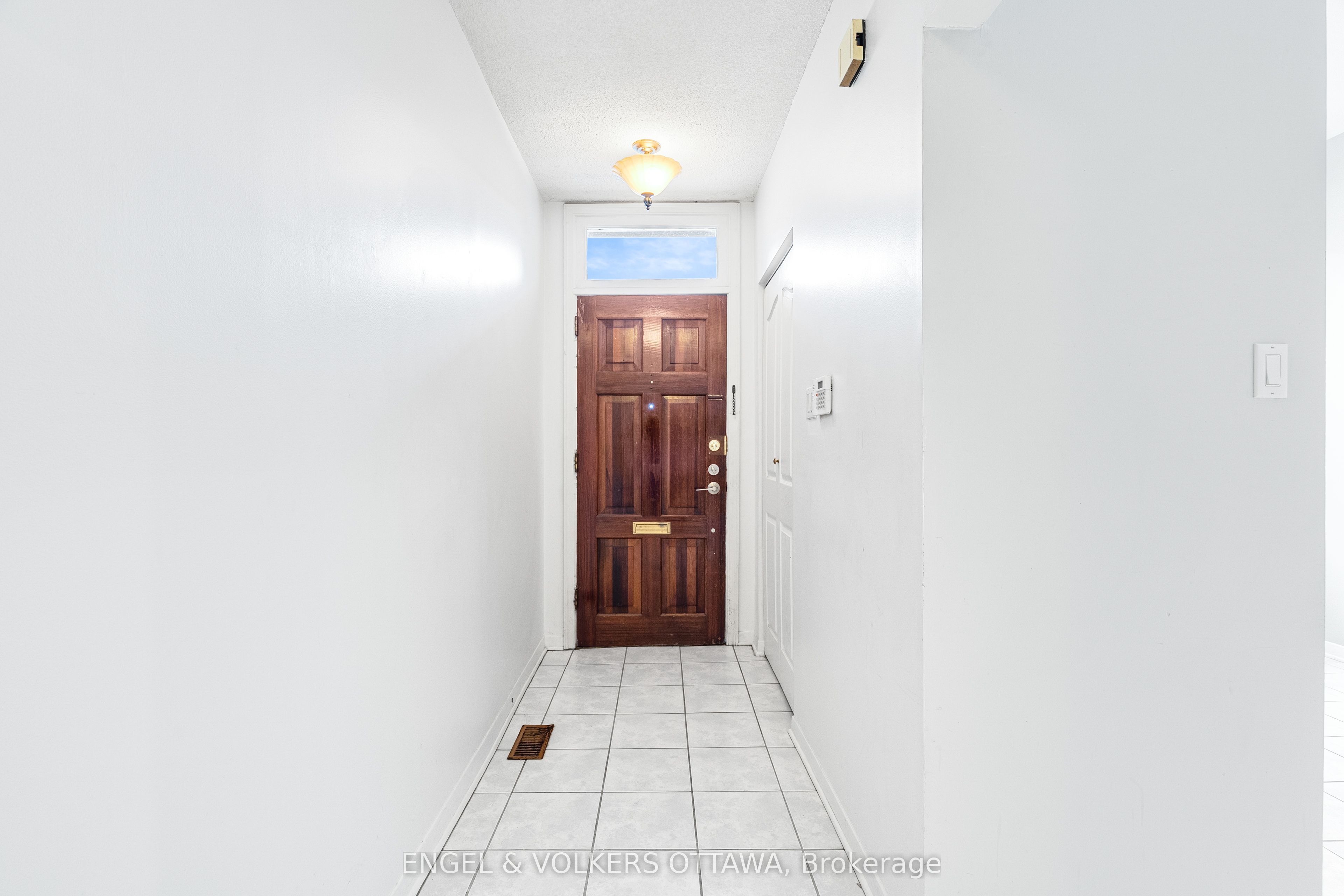 293 Somerset Street E, Lower Town - Sandy Hill, ON K1N 6V9 photo 5