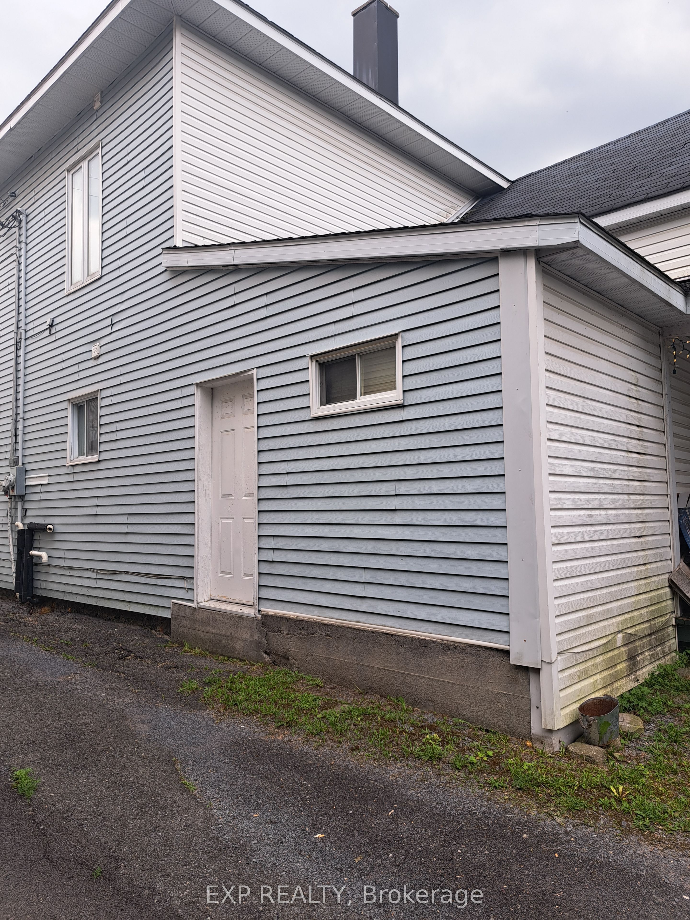 19 Kenyon Street W, North Glengarry, ON K0C 1A0 photo 4