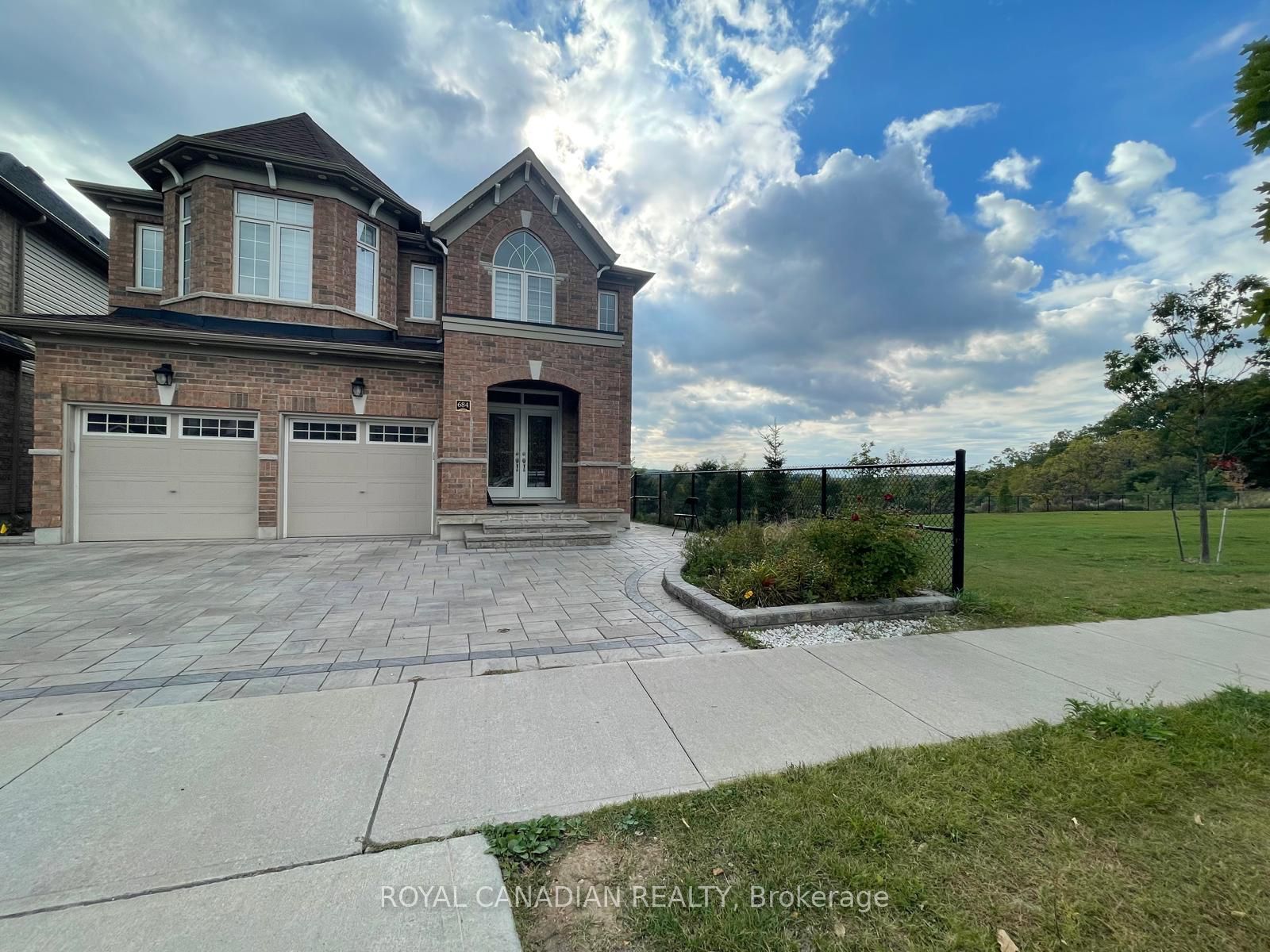 684 Linden Drive Bsmt, Cambridge, ON N3H 0B6 photo 2