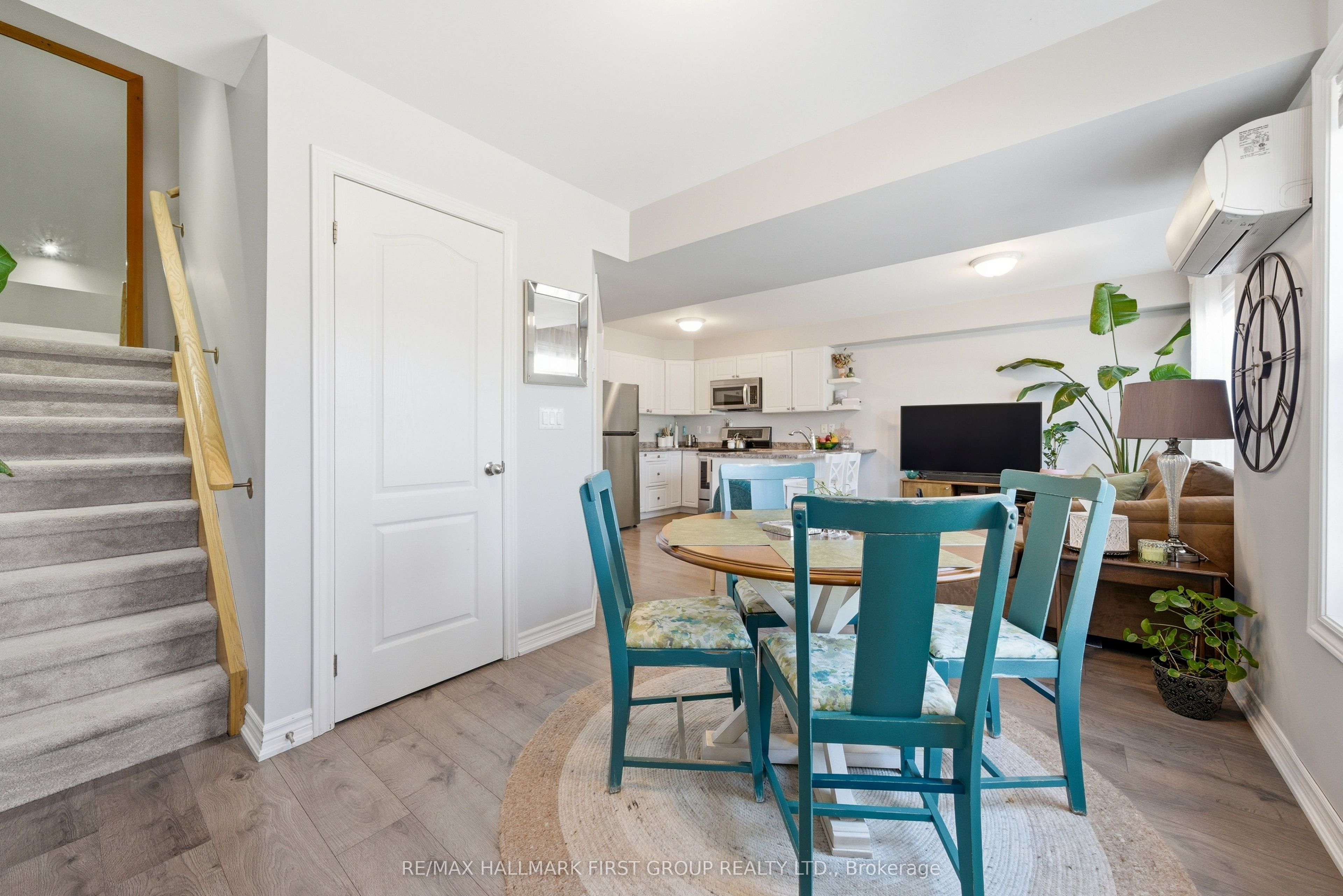 430 Lonsberry Drive 109, Cobourg, ON K9A 0K4 photo 3