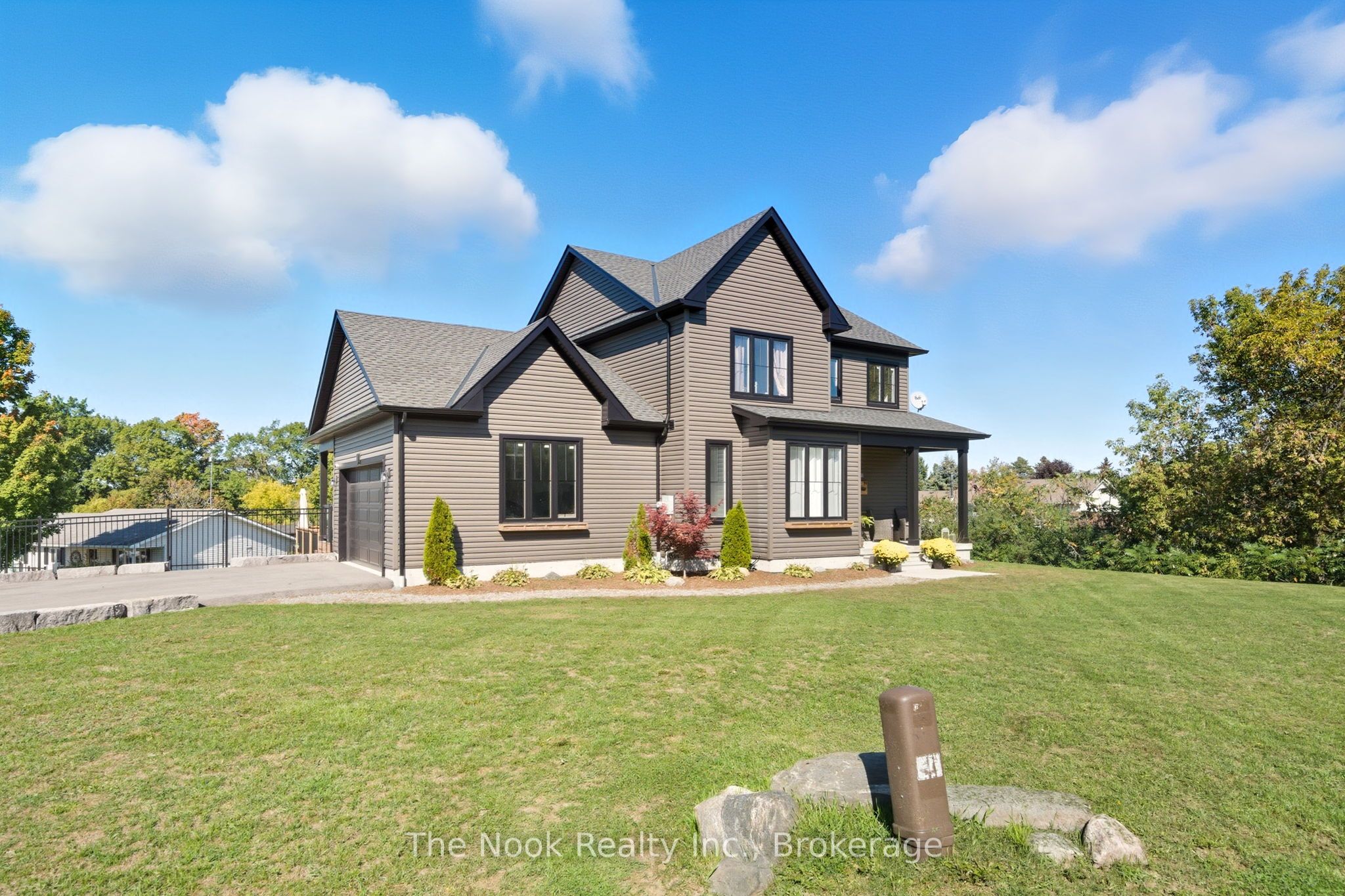 39 Helen Crescent, Kawartha Lakes, ON K0M 2C0 photo 4