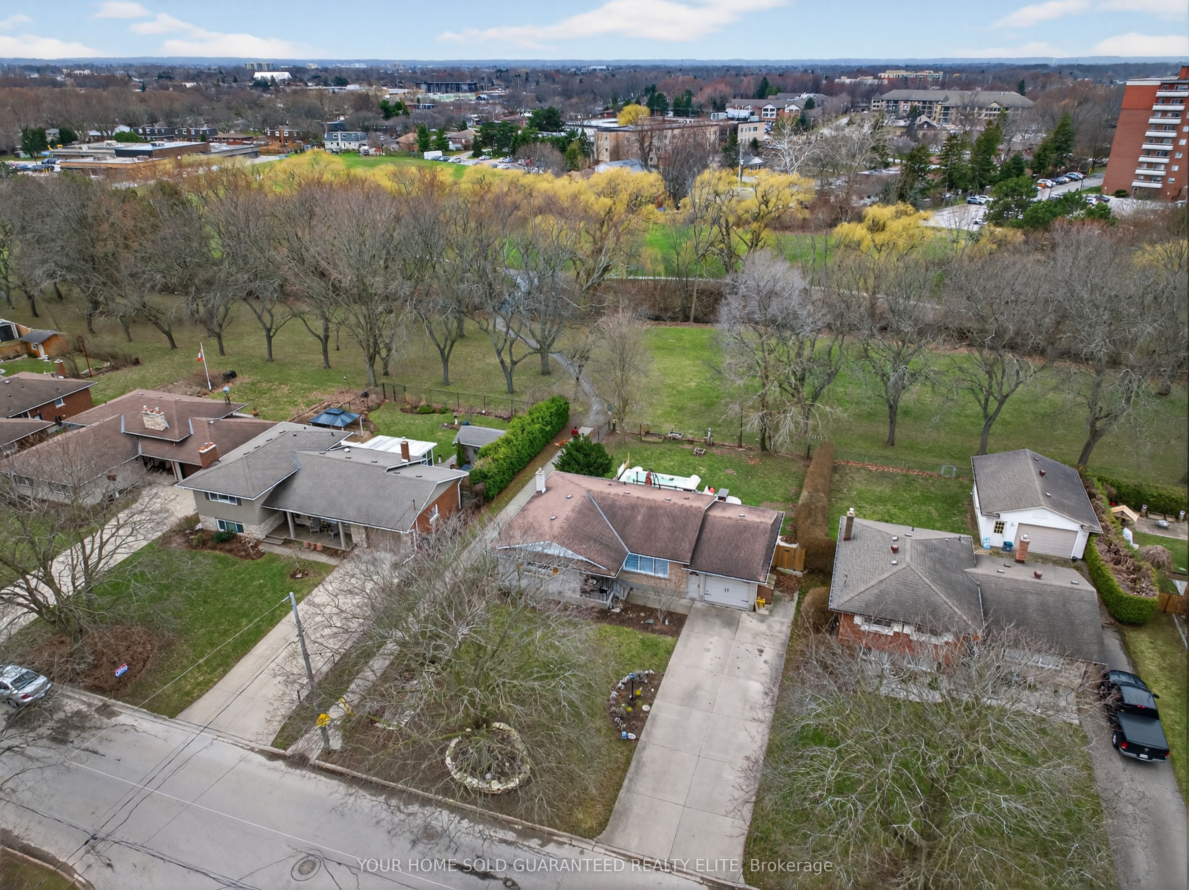 79 Prince Charles Drive, St. Catharines, ON L2N 3Y8 photo 3