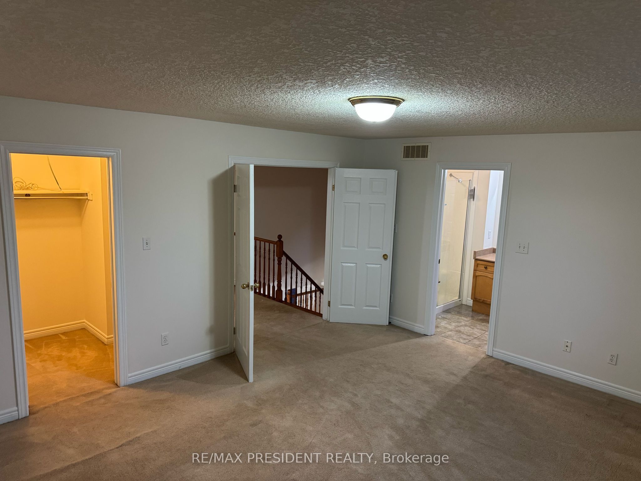 14 Peachwood Crescent, Hamilton, ON L8E 5Z8 photo 5