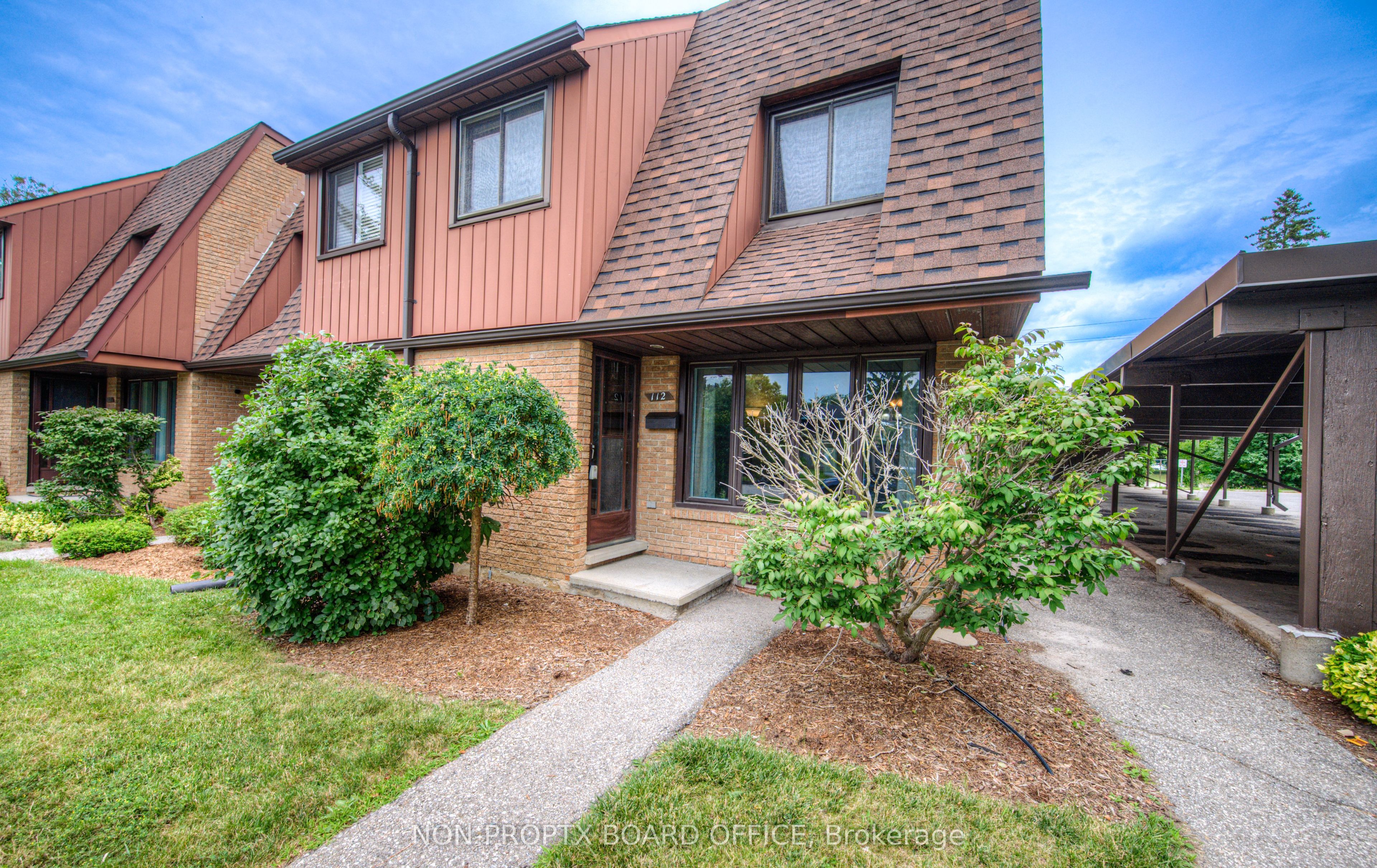 112 Kingswood Drive 21, Kitchener, ON N2E 1S9 photo 3