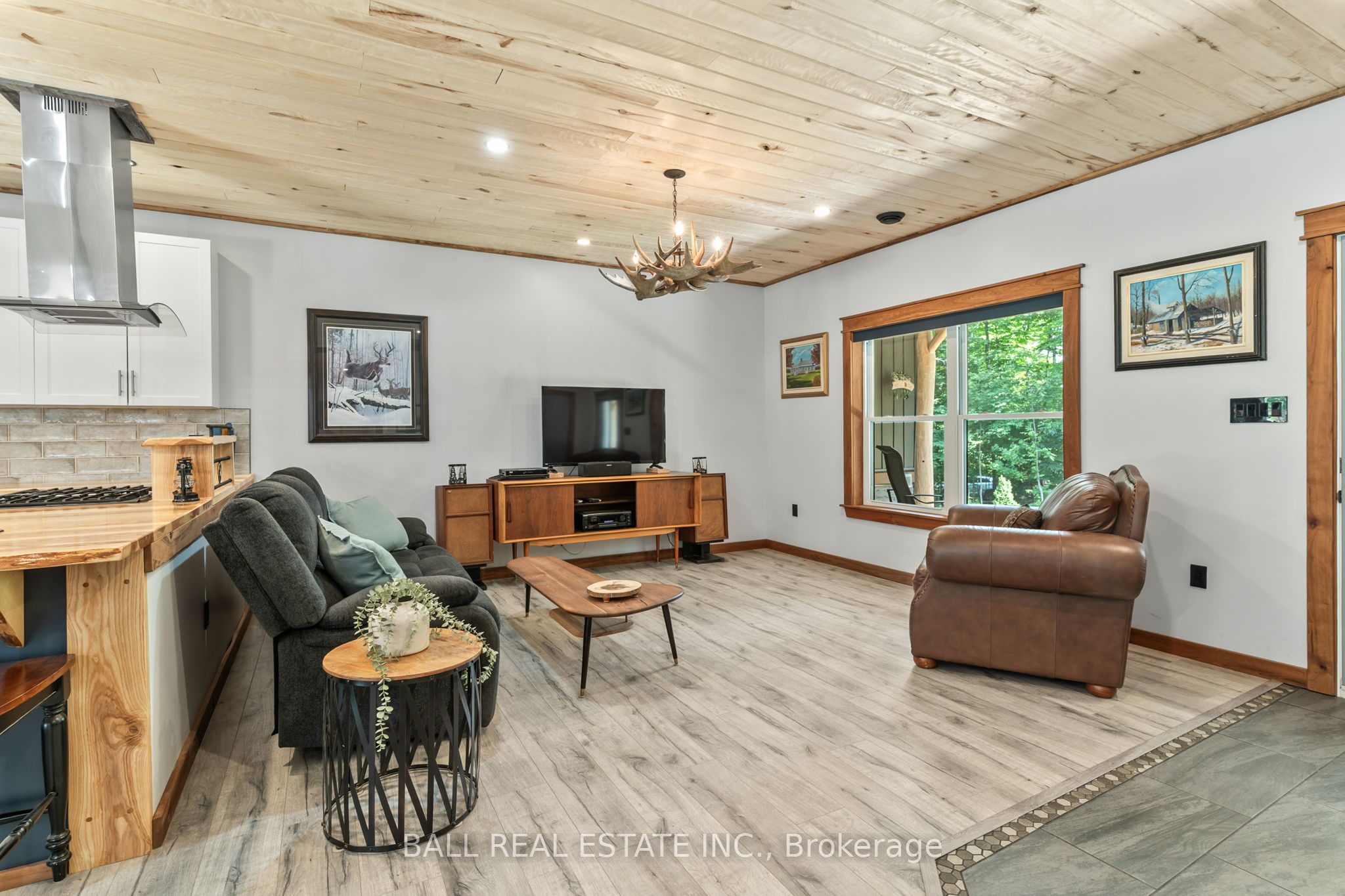 2430 Hadlington Road, Highlands East, ON K0L 3C0 photo 5