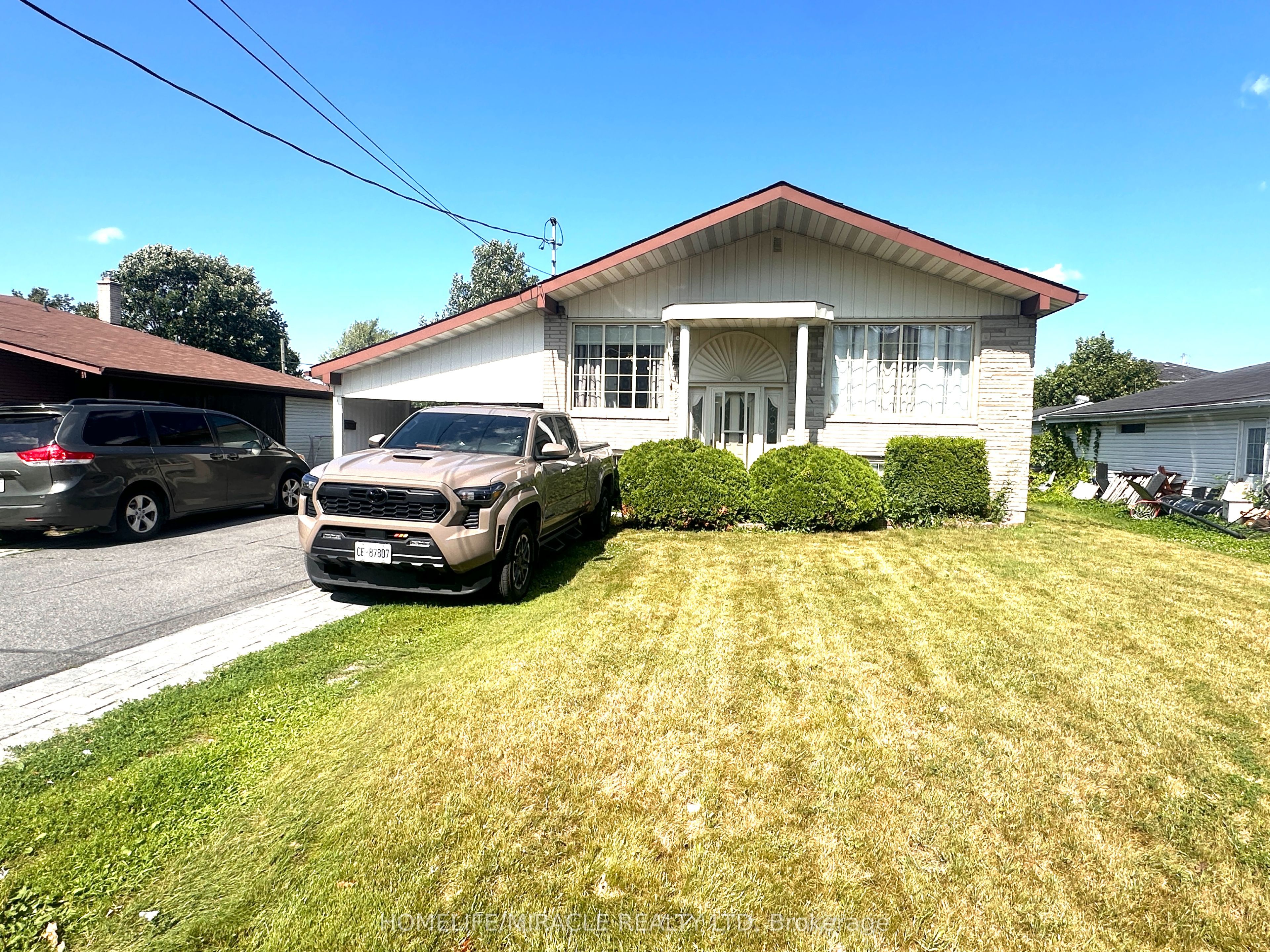 1609 Birmingham Street, Cornwall, ON K6H 3N1 photo 2