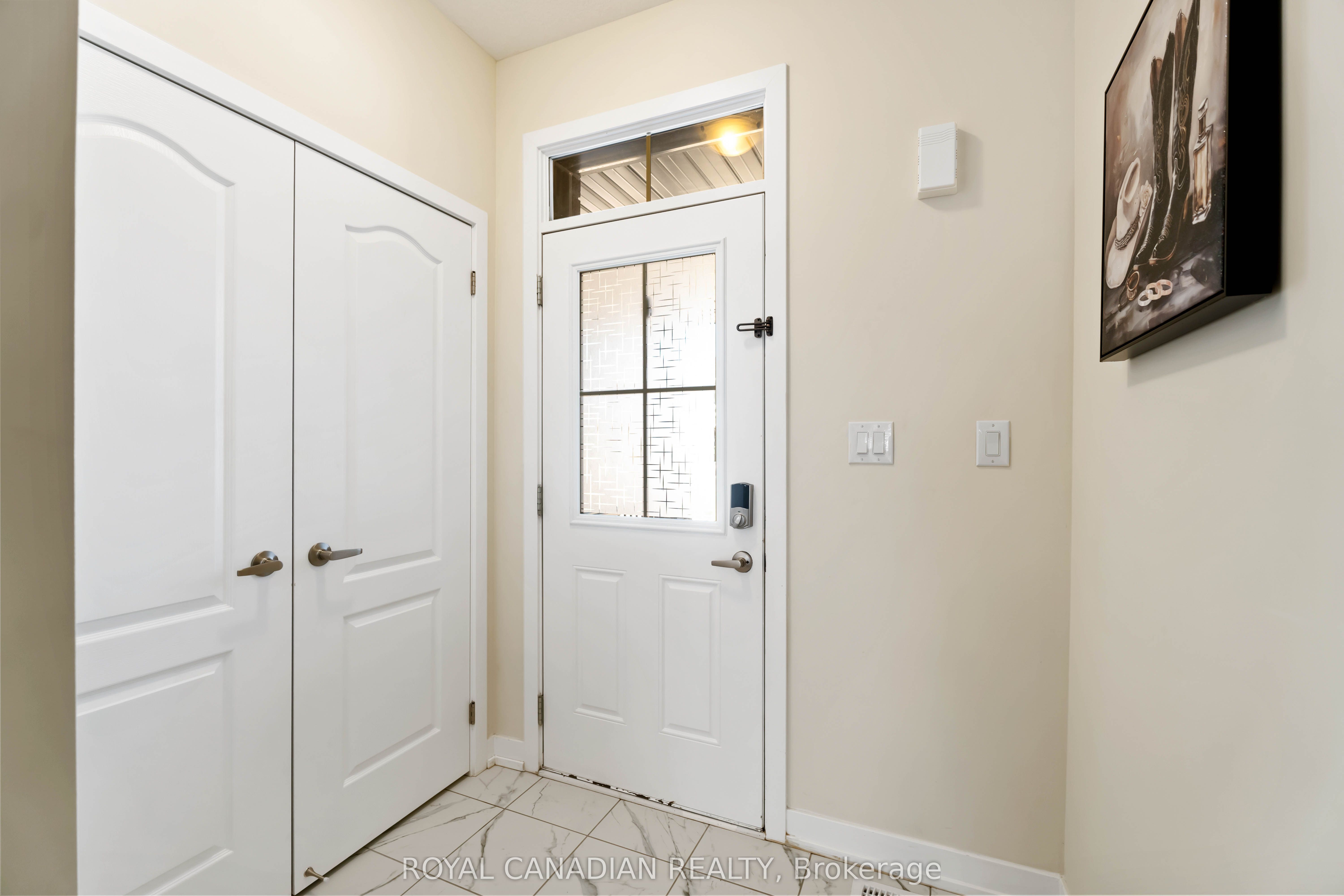 10 Lemon Avenue, Thorold, ON L0S 1K0 photo 3
