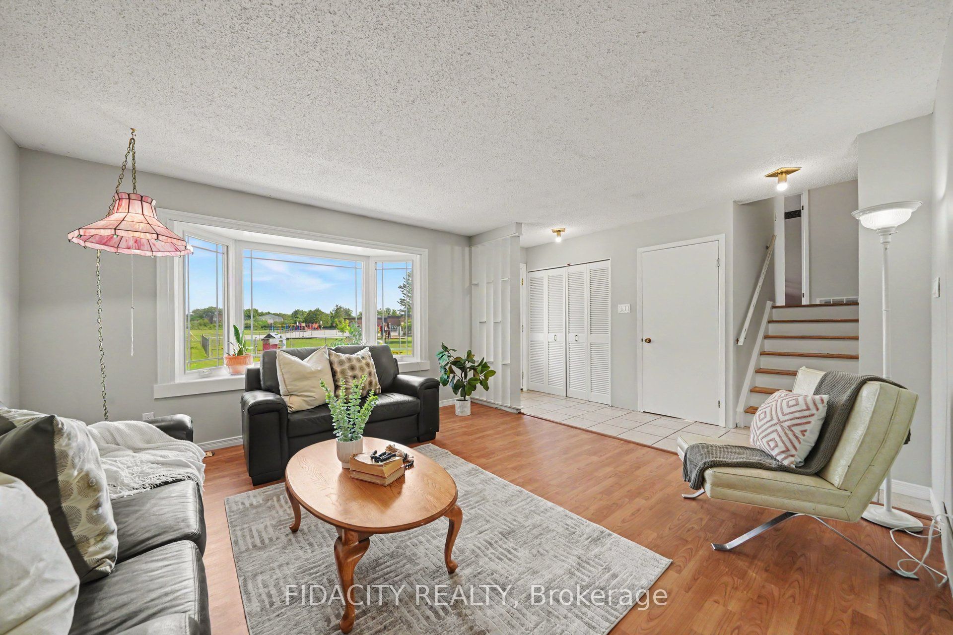 18 Ross Street, Smiths Falls, ON K7A 4V6 photo 3