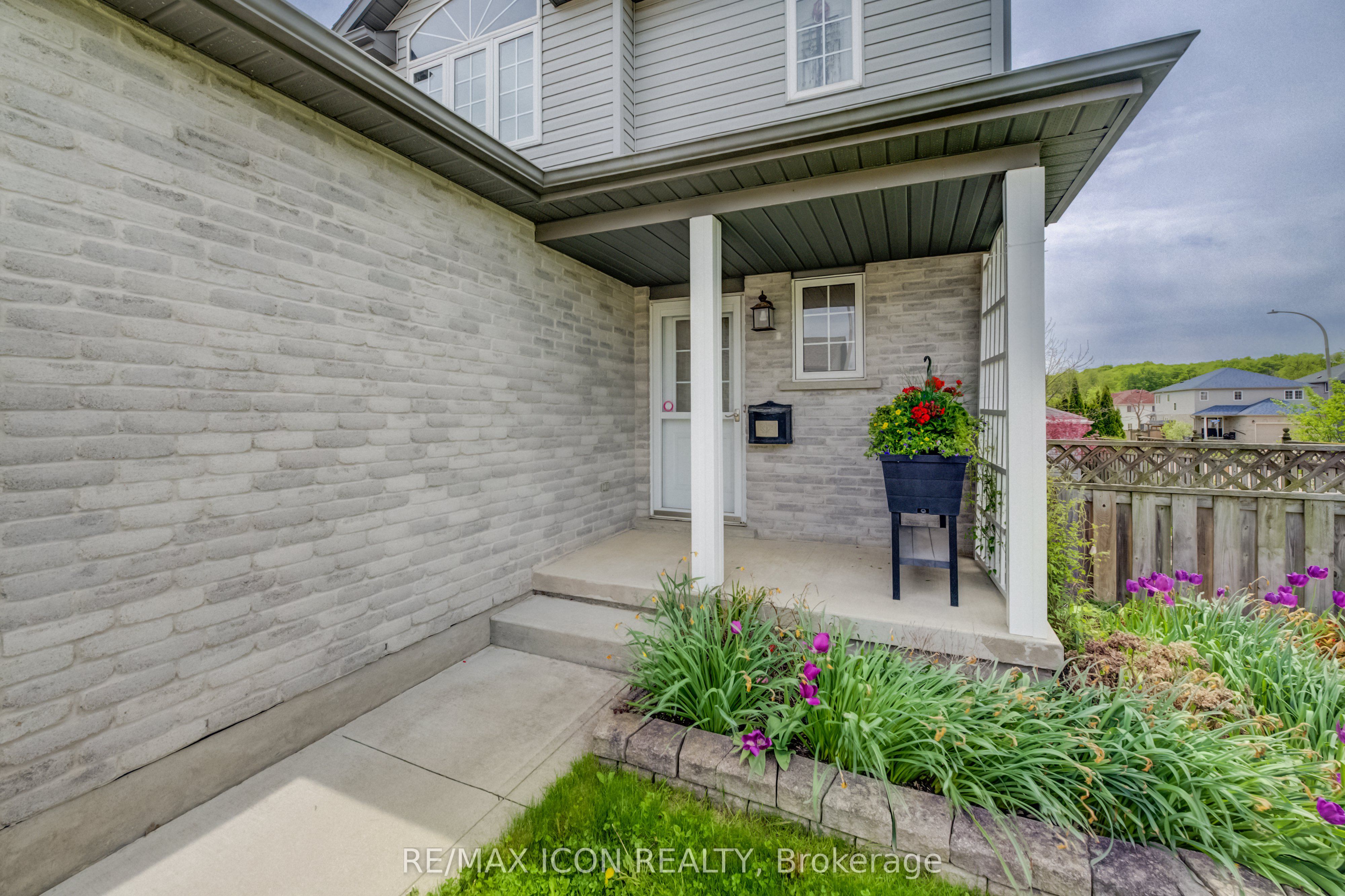 124 Prosperity Drive, Kitchener, ON N2E 4E8 photo 3