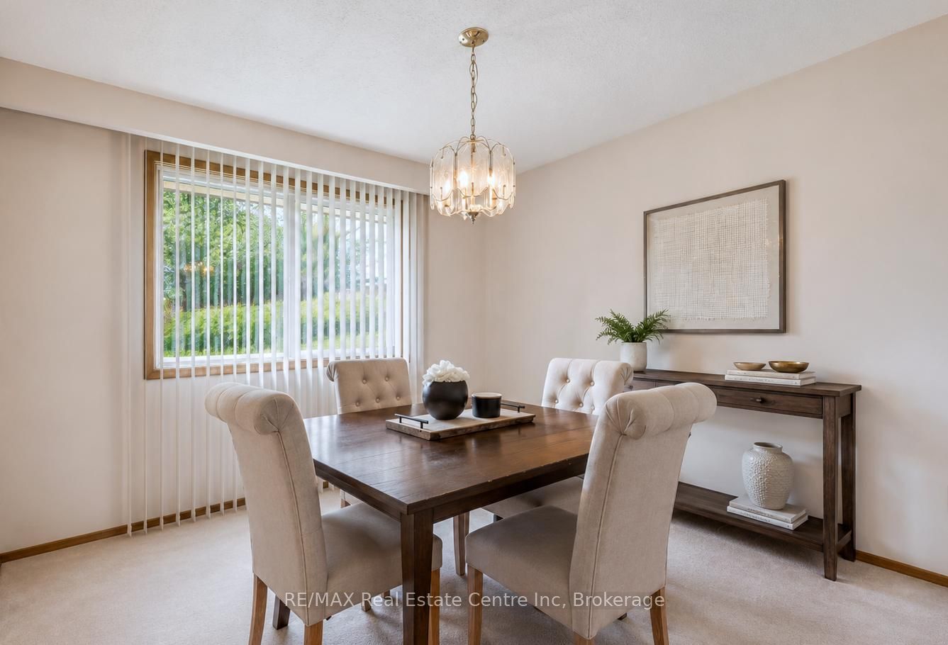 17 Glenda Court, Guelph, ON N1H 6V6 photo 5