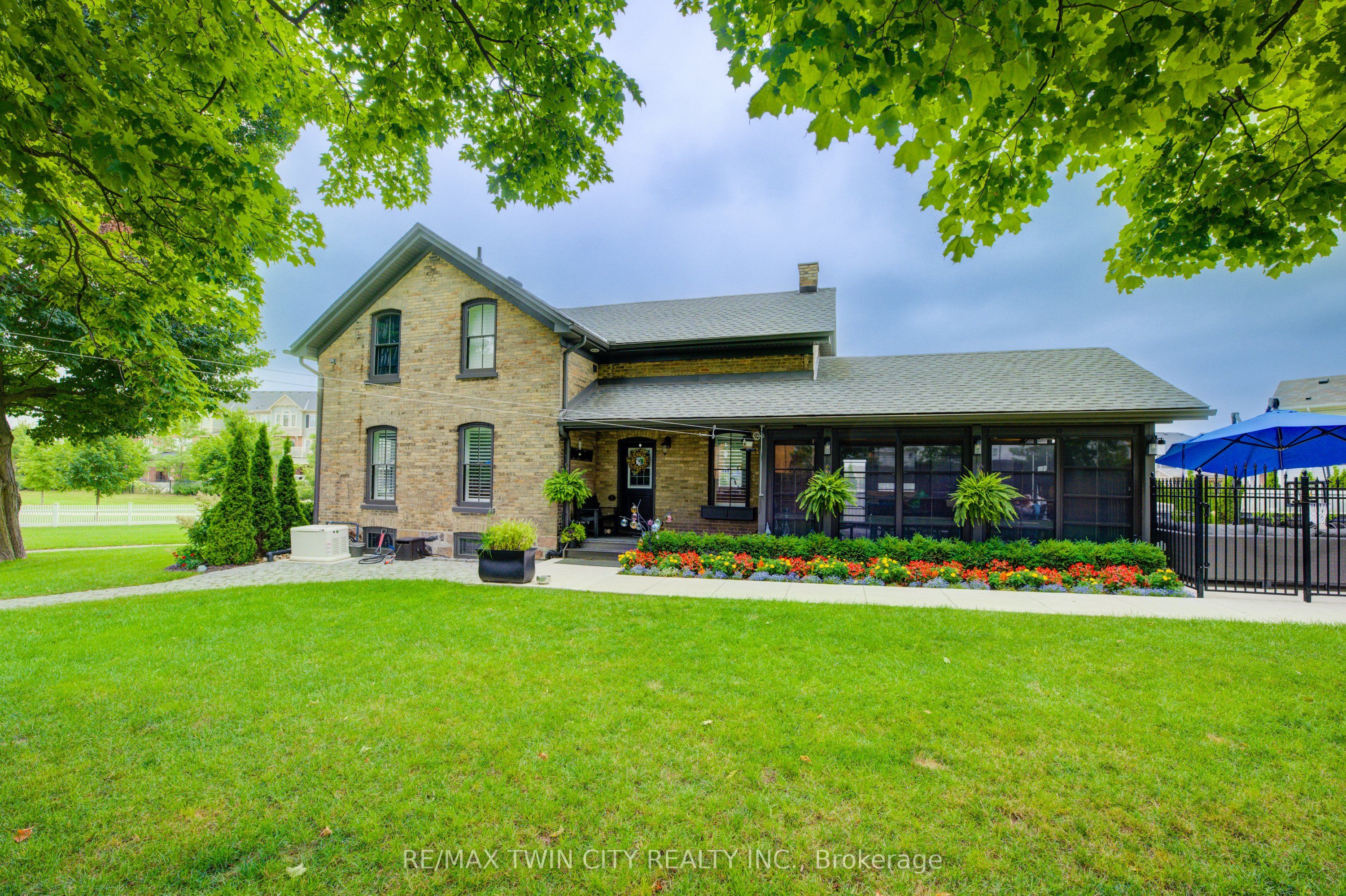 920 Orr Court, Kitchener, ON N2R 1R4 photo 2