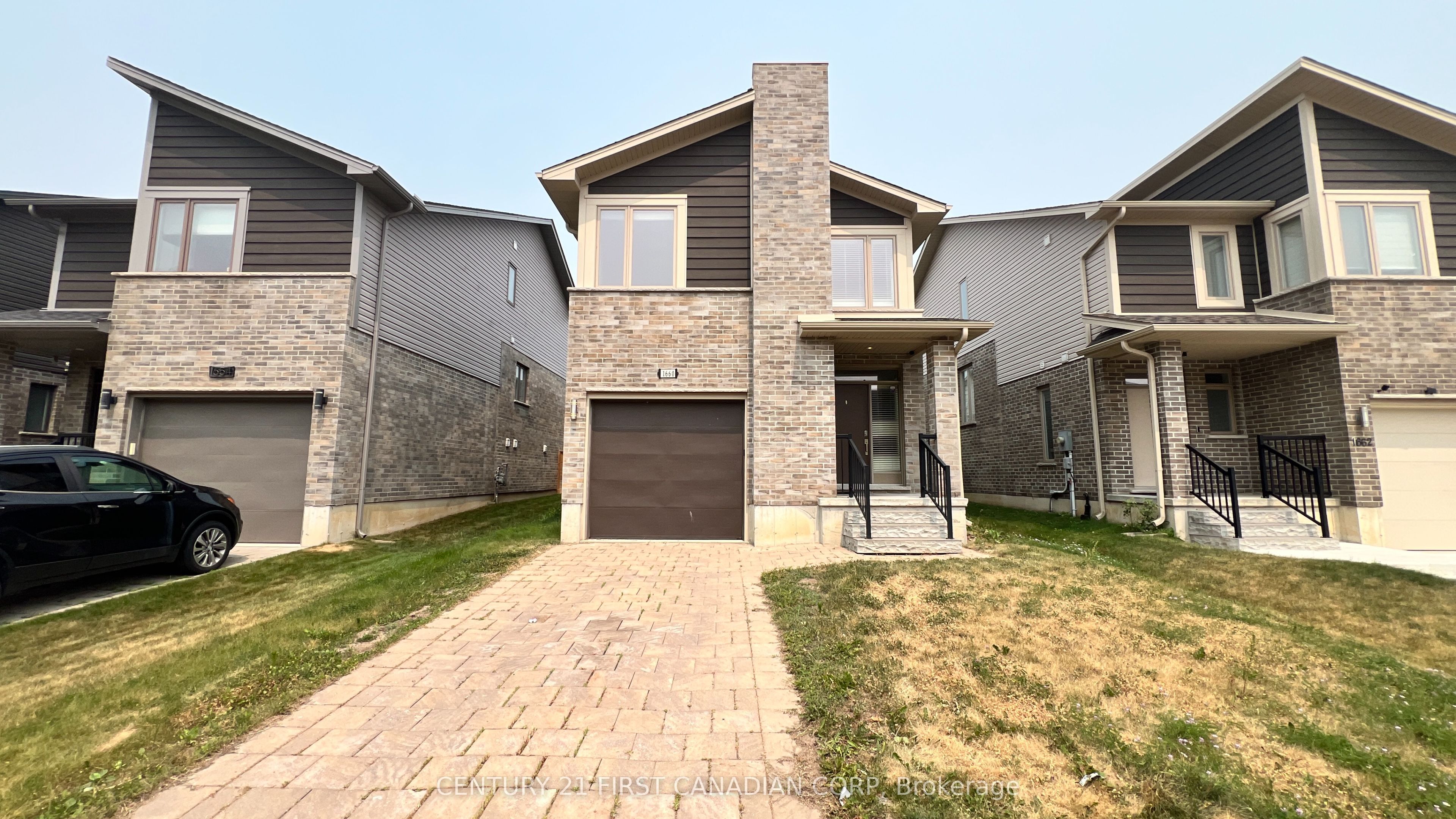 1660 Valhalla Street, London North, ON N0M 1S7