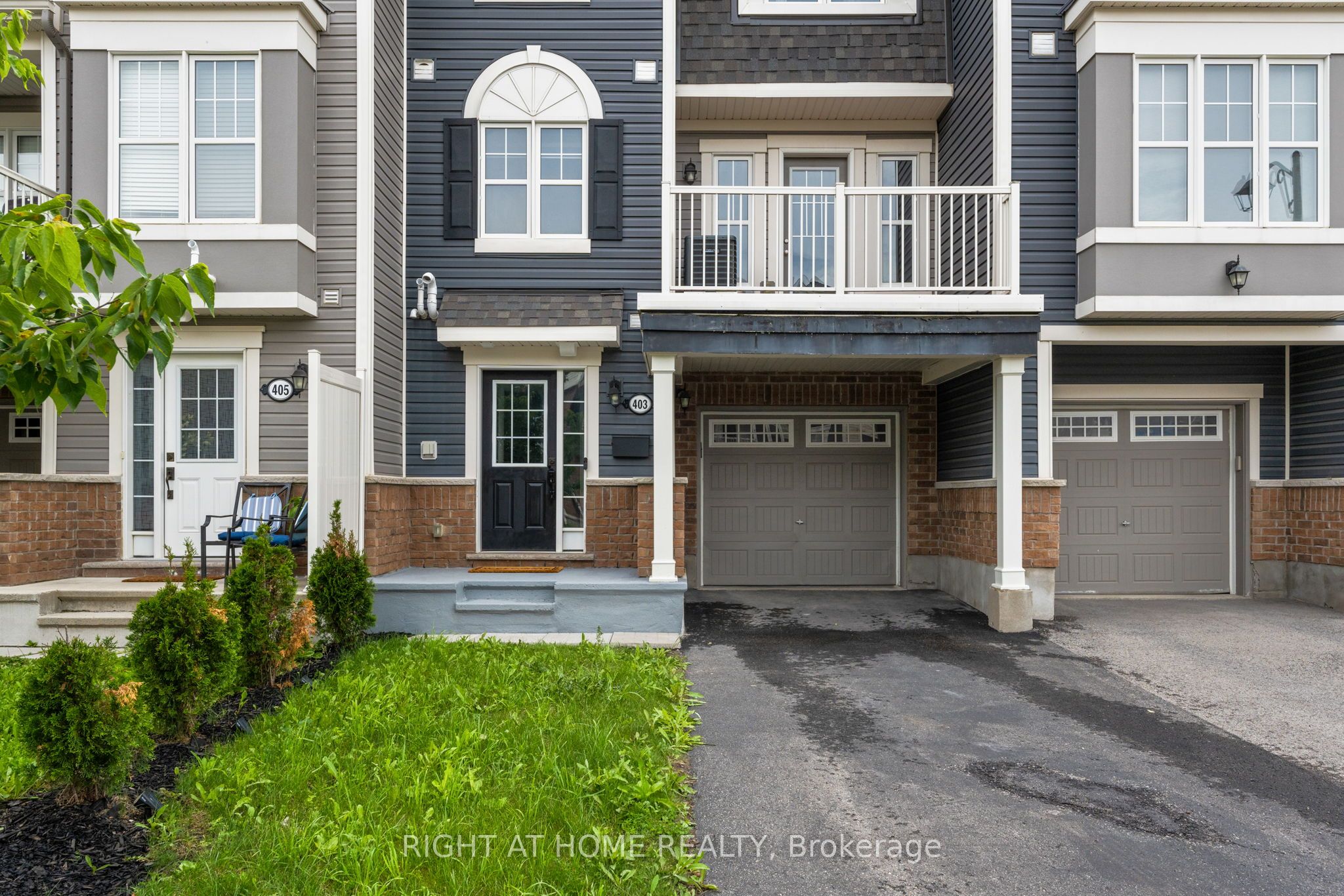 403 GERARDIA Lane, Orleans - Cumberland and Area, ON K4A 1C7 photo 2
