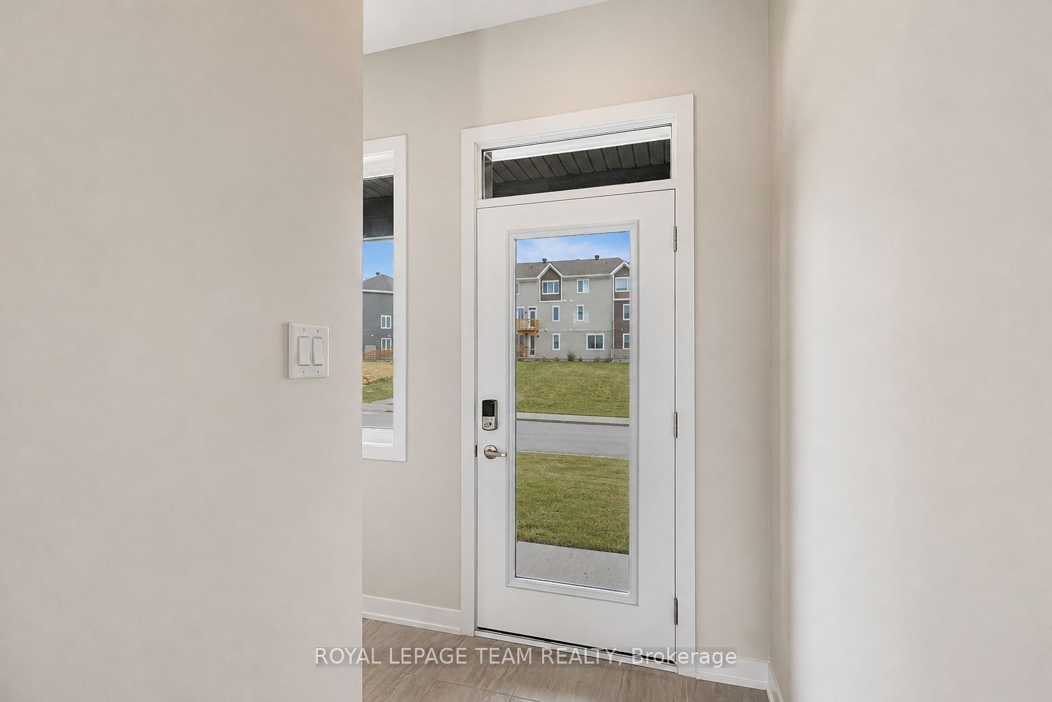 668 Expansion Road, Barrhaven, ON K2J 7G3 photo 5