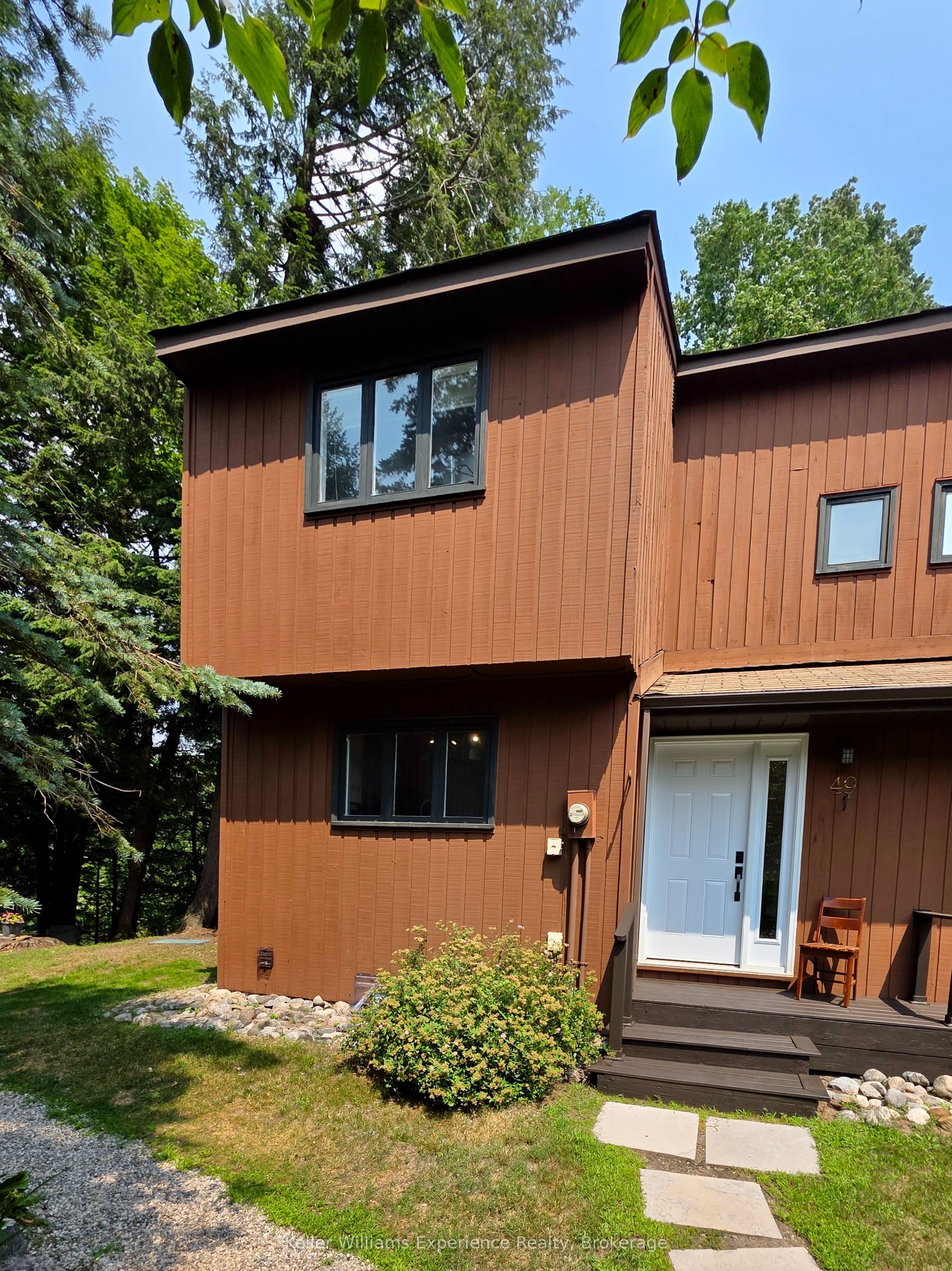 49 Southbank Drive 10, Bracebridge, ON P1L 1G2
