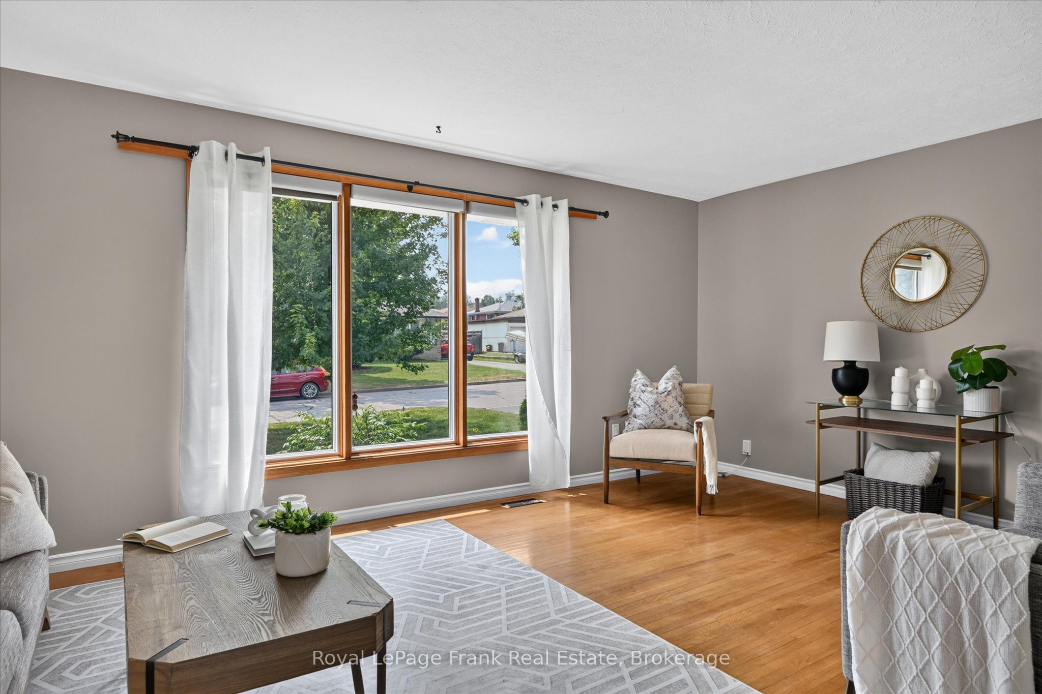 870 Hemlock Street, Peterborough, ON K9H 6C9 photo 4