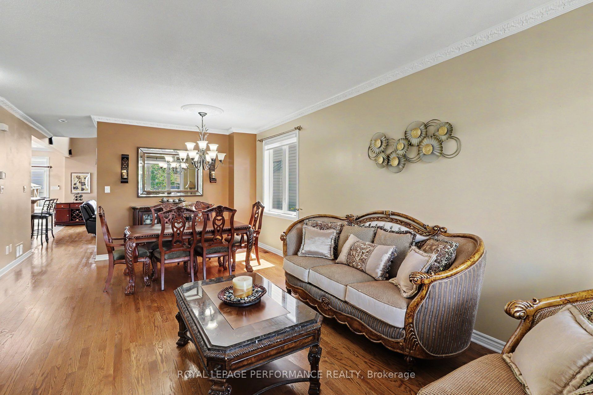 119 Felicity Crescent, Orleans - Convent Glen and Area, ON K1W 0C3 photo 3