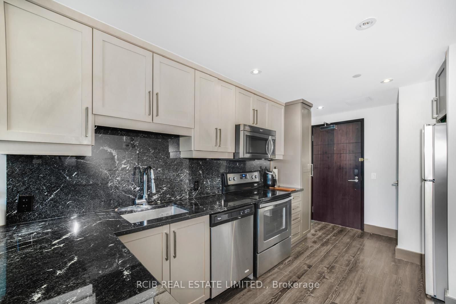 330 Phillip Street N211, Waterloo, ON N2L 3W9 photo 5