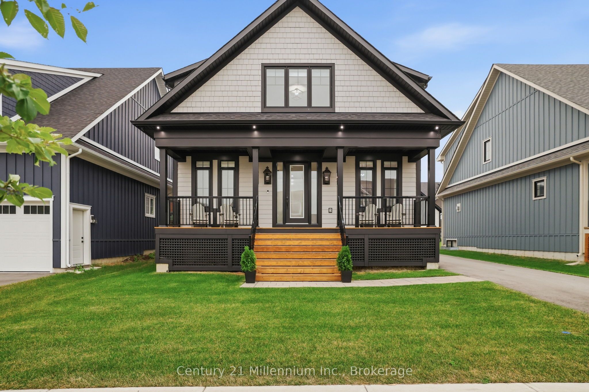 131 Courtland Street, Blue Mountains, ON L9Y 0R4