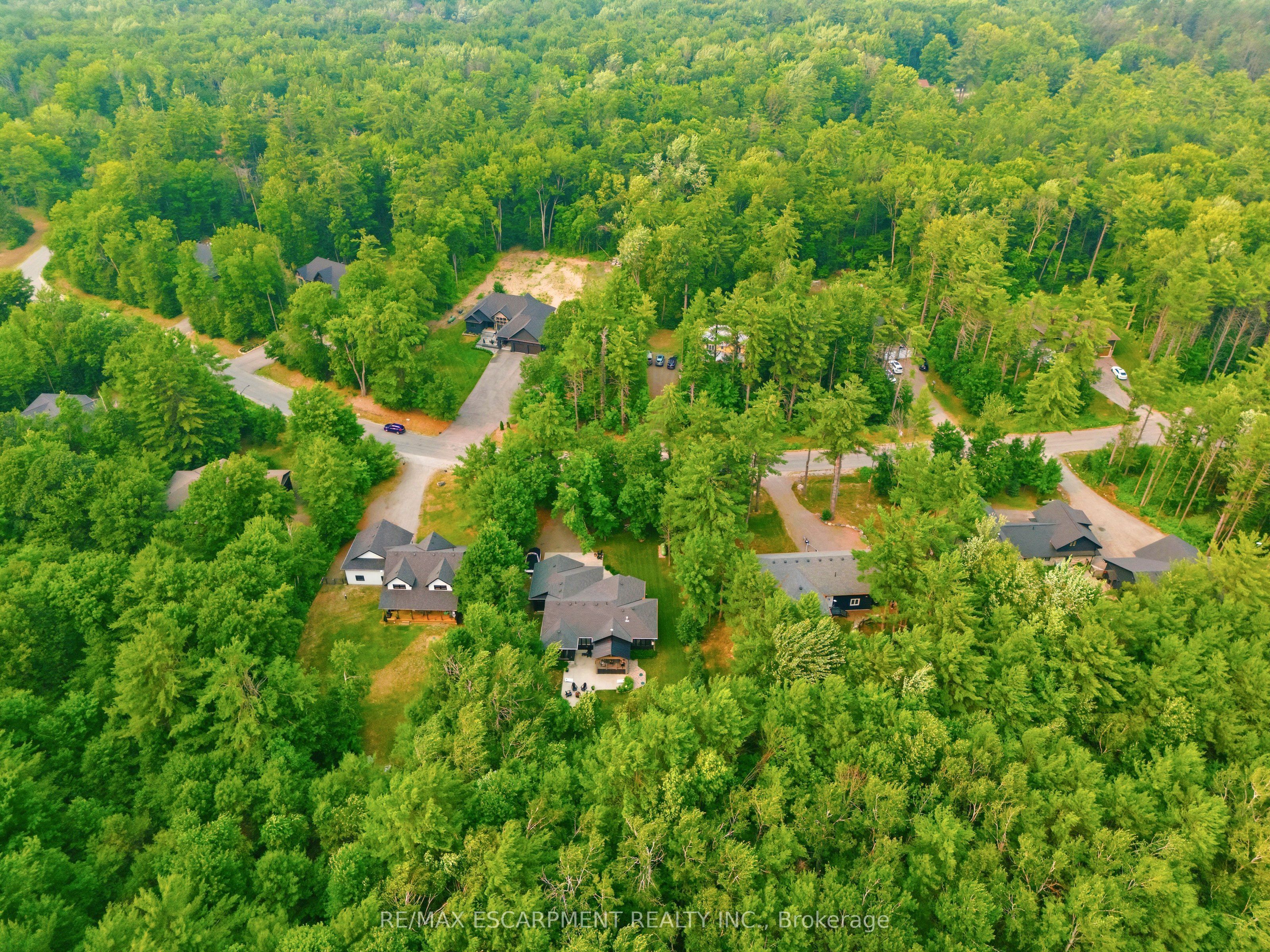 1039 Xavier Street, Gravenhurst, ON P0E 1G0 photo 5