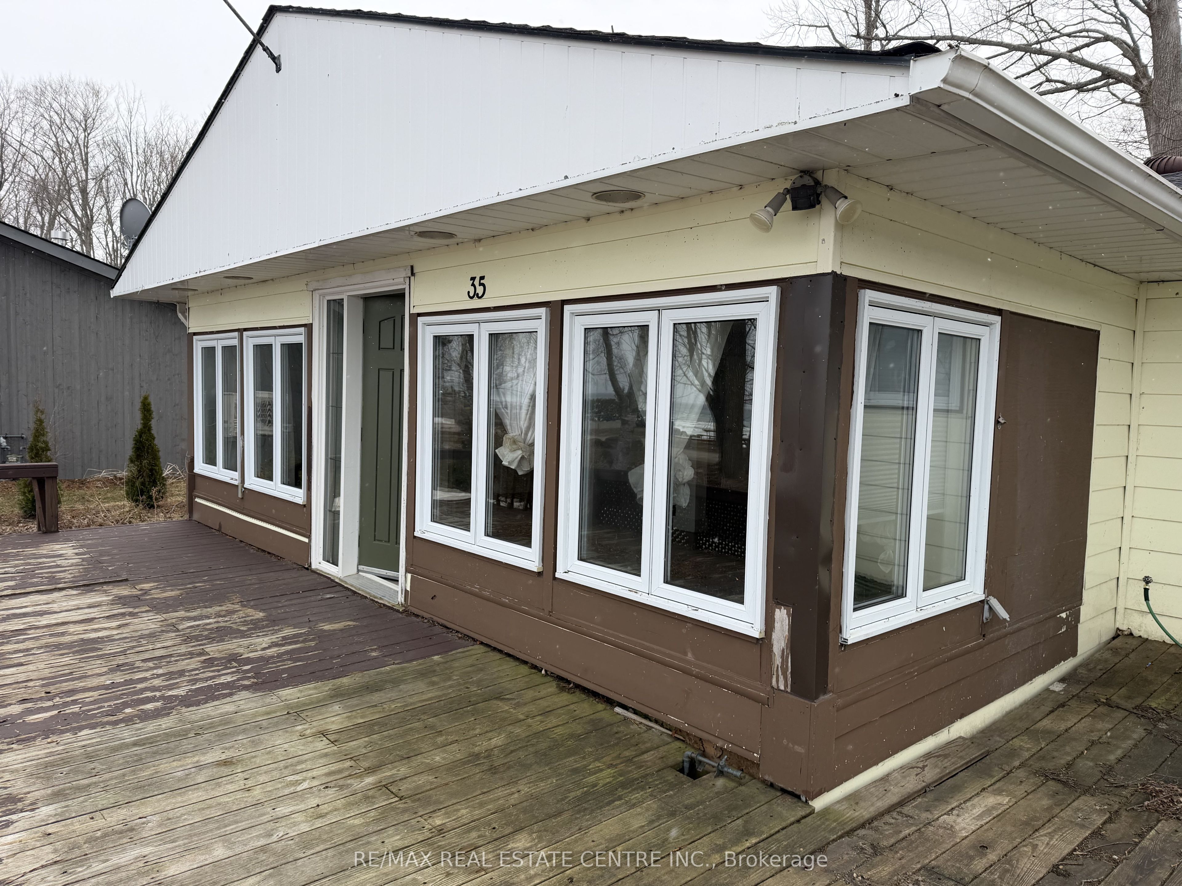 35 Lakeside Avenue, Meaford, ON N4L 1A7 photo 2
