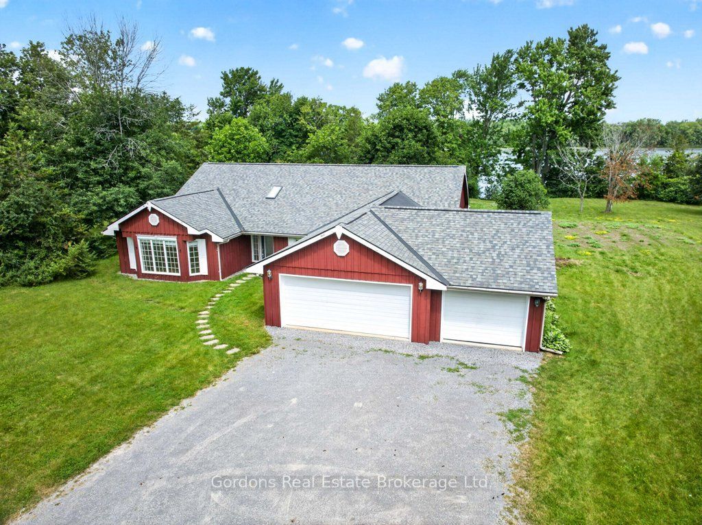 225 Fish Lake Road, Prince Edward County, ON K0K 1W0 photo 4