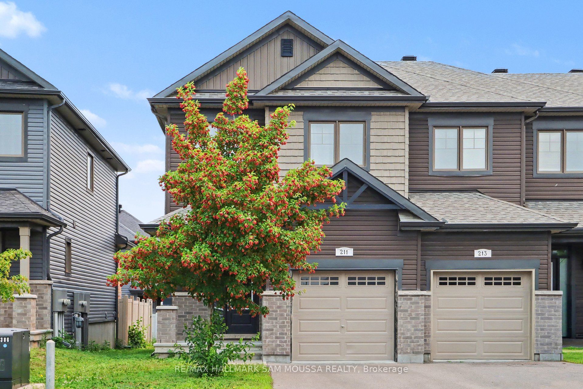 211 Tim Sheehan Place, Kanata, ON K2V 0N1 photo 2