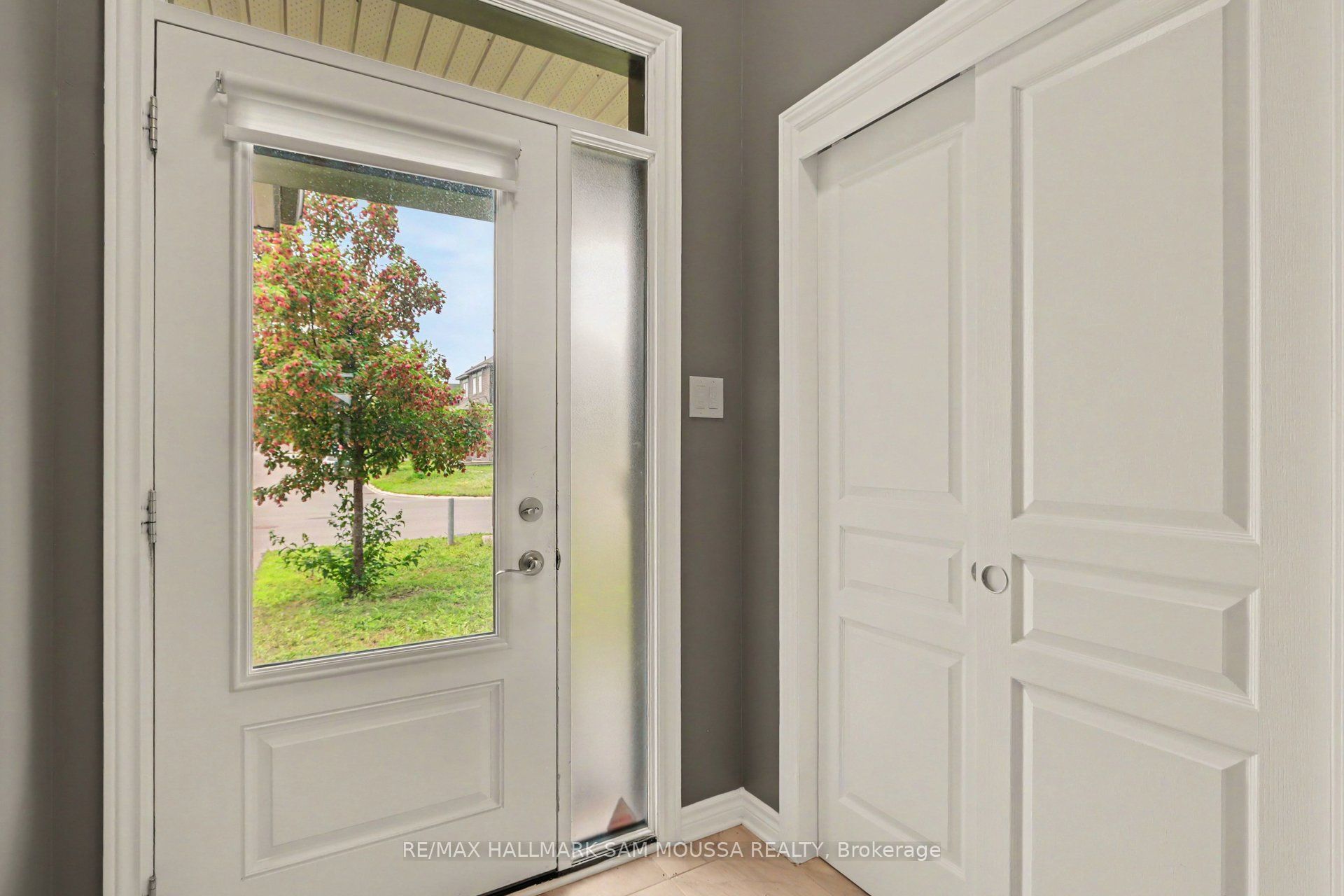 211 Tim Sheehan Place, Kanata, ON K2V 0N1 photo 5