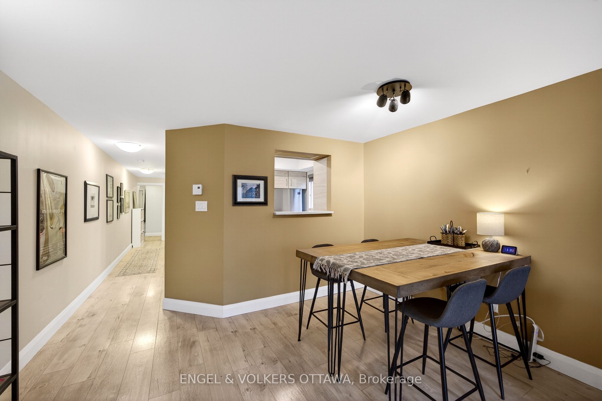 35 Robinson Avenue B, Lower Town - Sandy Hill, ON K1N 8N8 photo 5