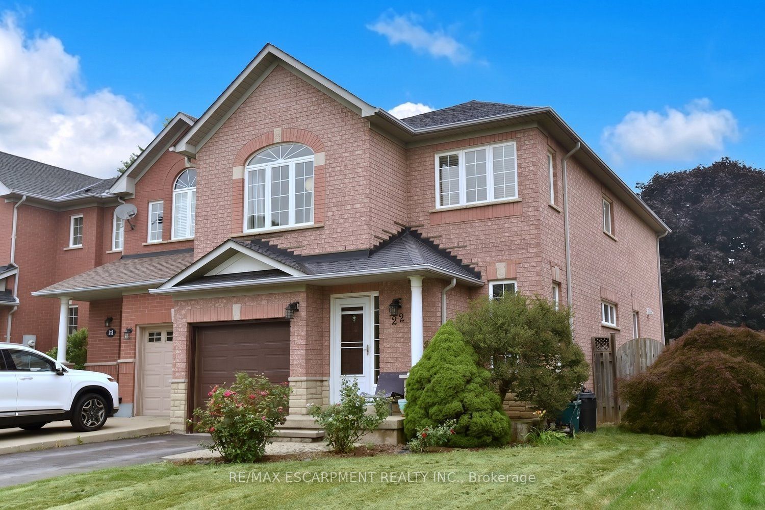 22 Moore Crescent, Hamilton, ON L9G 4Z5 photo 2