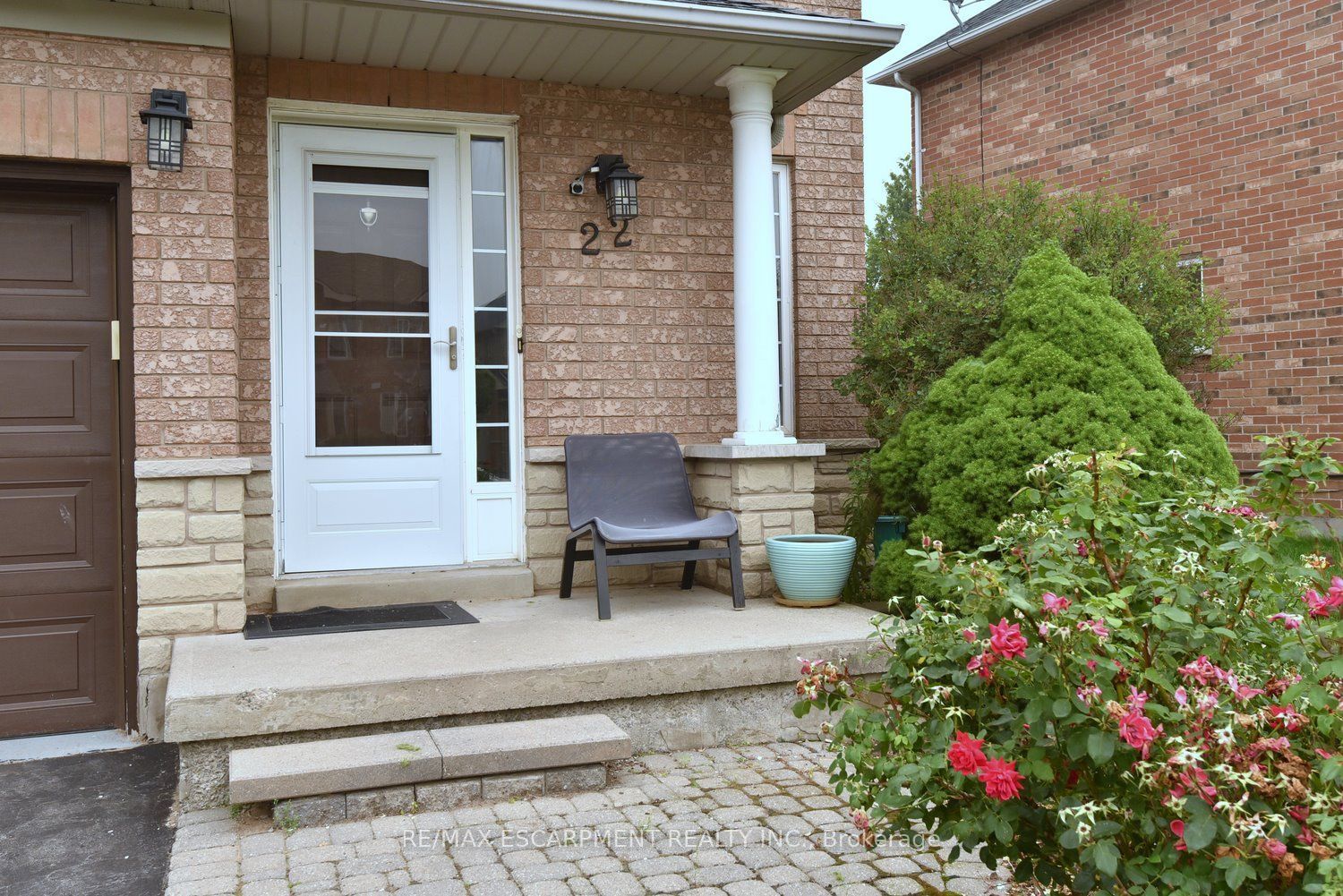 22 Moore Crescent, Hamilton, ON L9G 4Z5 photo 3