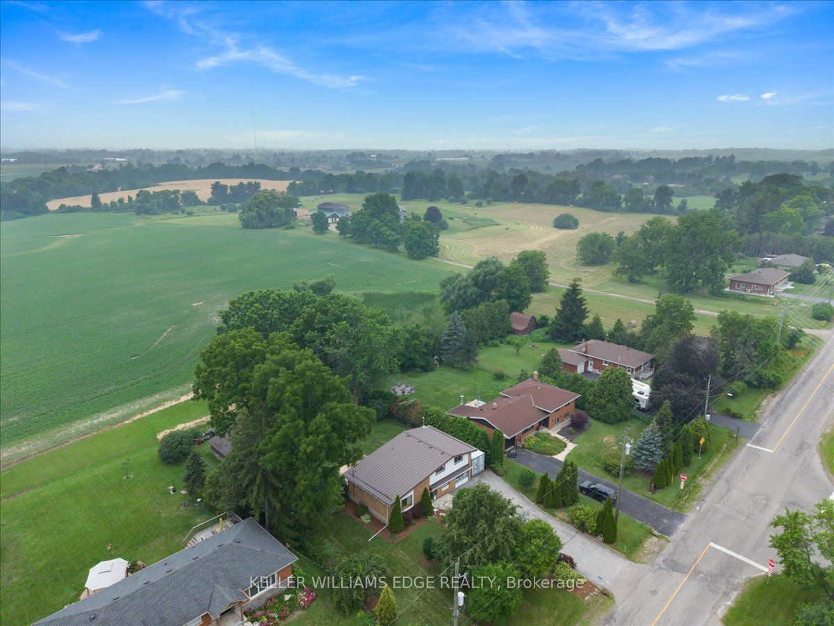 421 Rock Chapel Road, Hamilton, ON L9H 5E2 photo 5