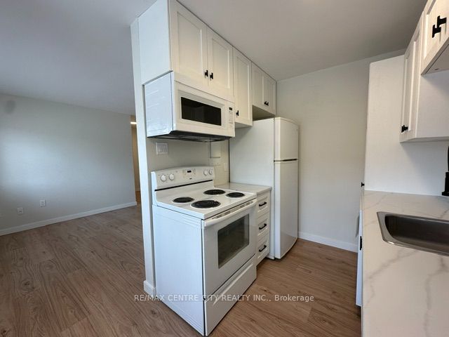 1172 Hamilton Road 208, London East, ON N5W 1A9 photo 4