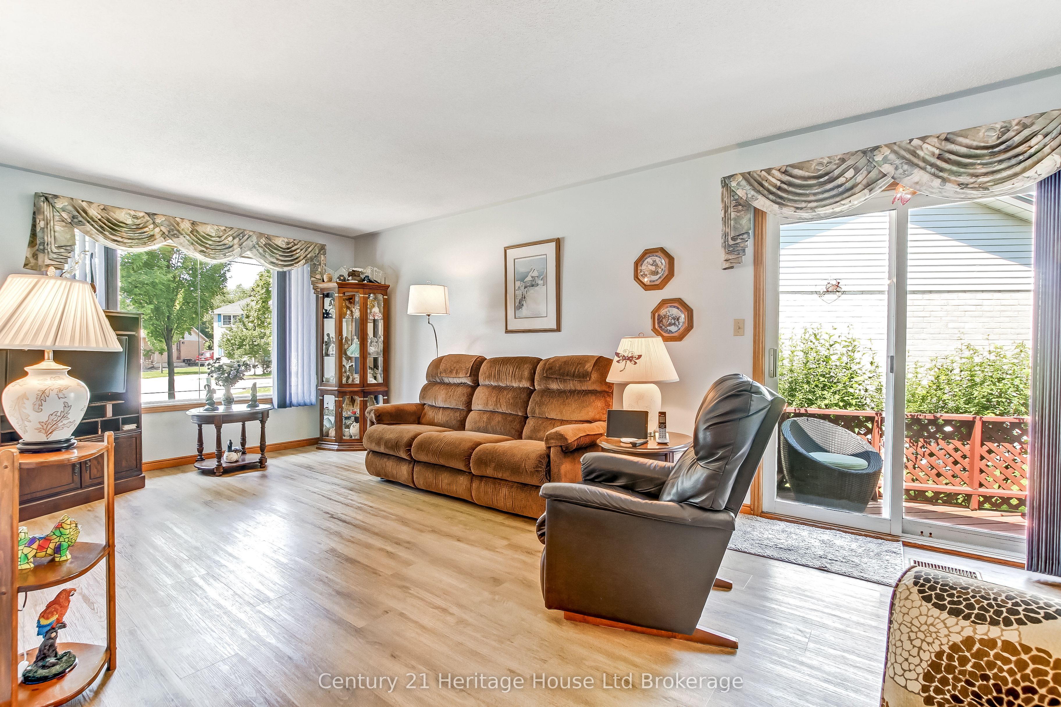 27 O'ROURKE PL Place E, Woodstock, ON N4S 8T9 photo 3