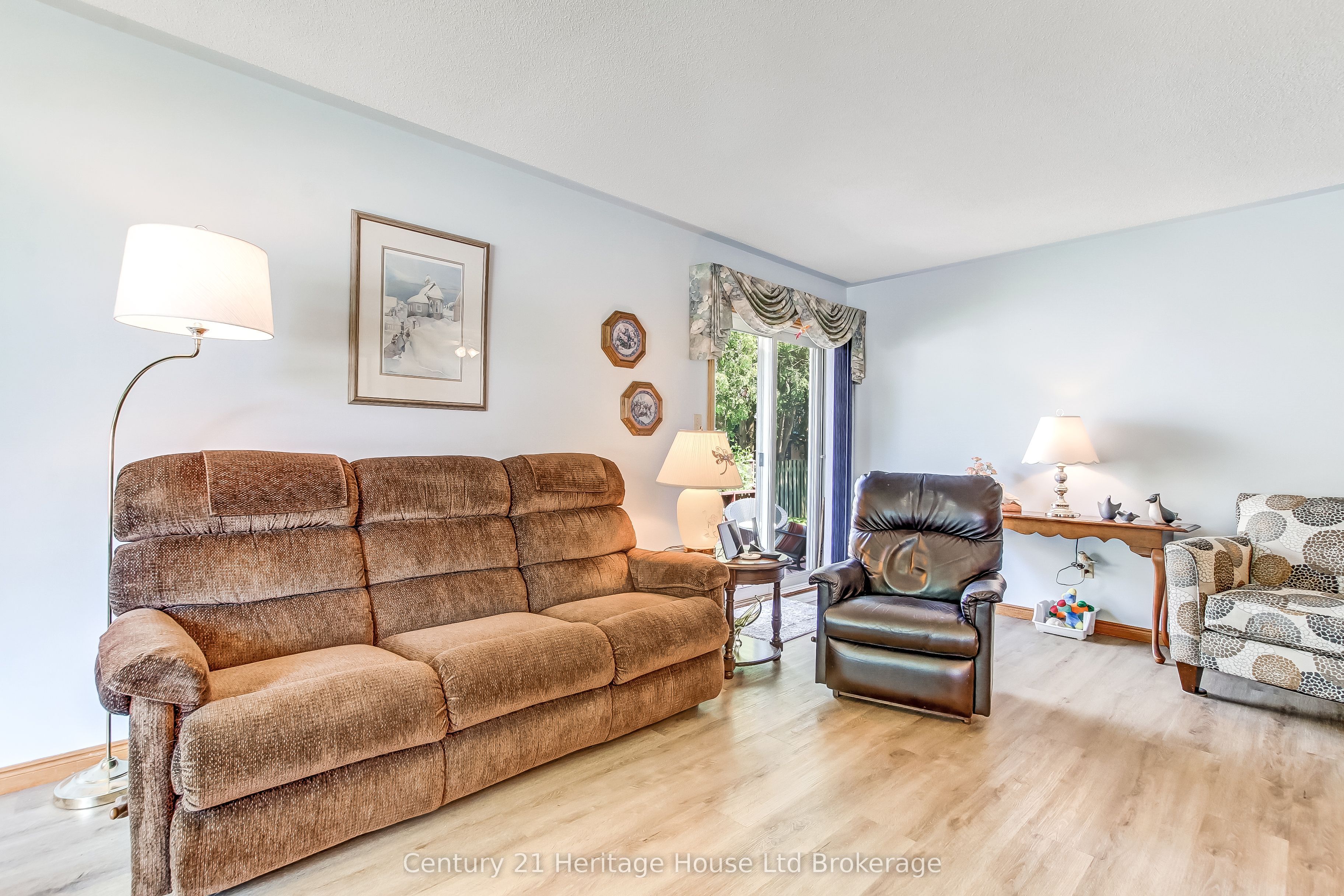27 O'ROURKE PL Place E, Woodstock, ON N4S 8T9 photo 4