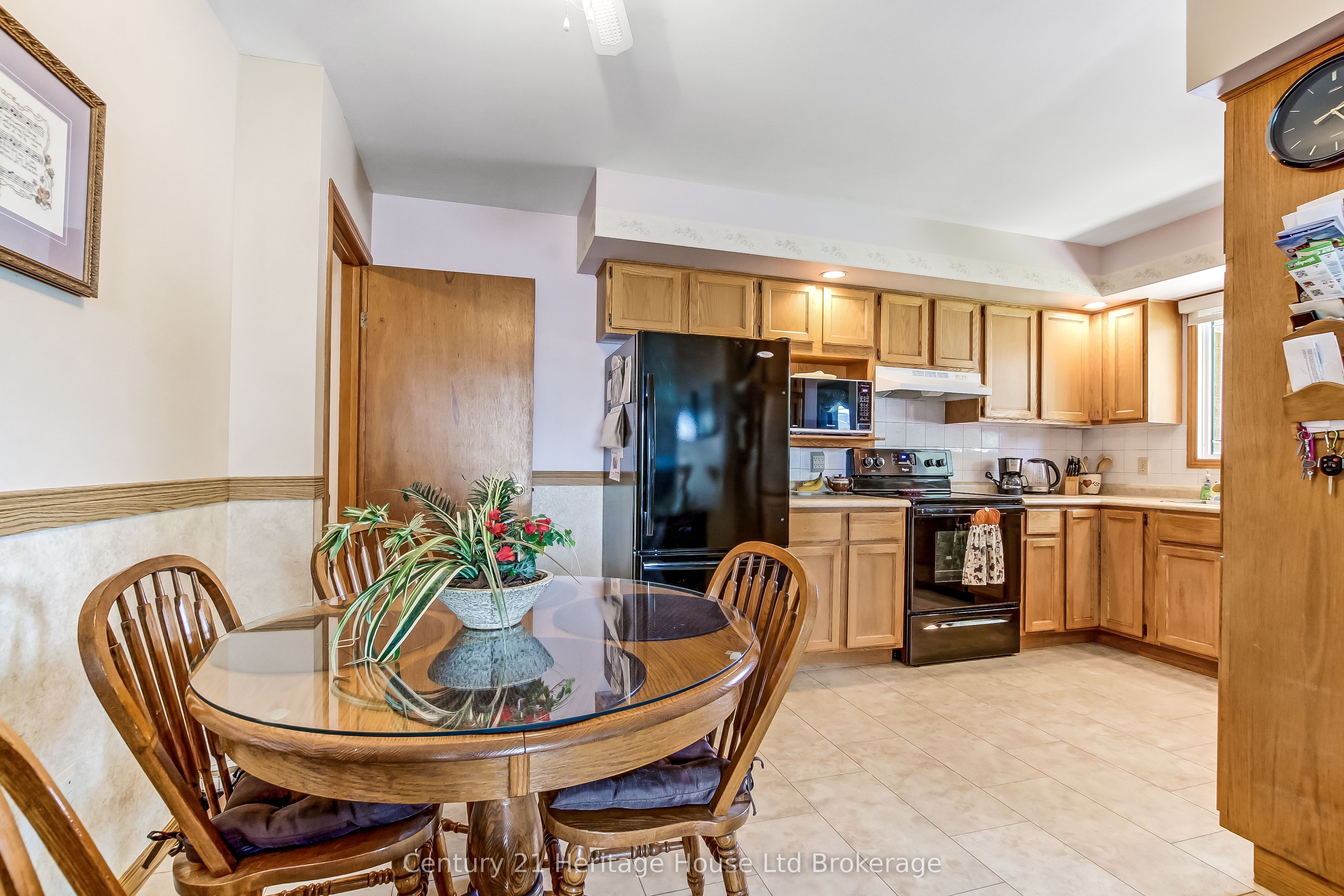 27 O'ROURKE PL Place E, Woodstock, ON N4S 8T9 photo 5